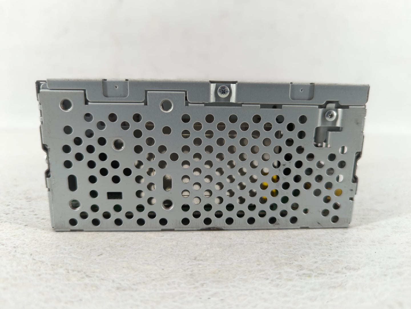 2013-2013 Ford Explorer Am Fm Cd Player Radio Receiver - Oemusedautoparts1.com