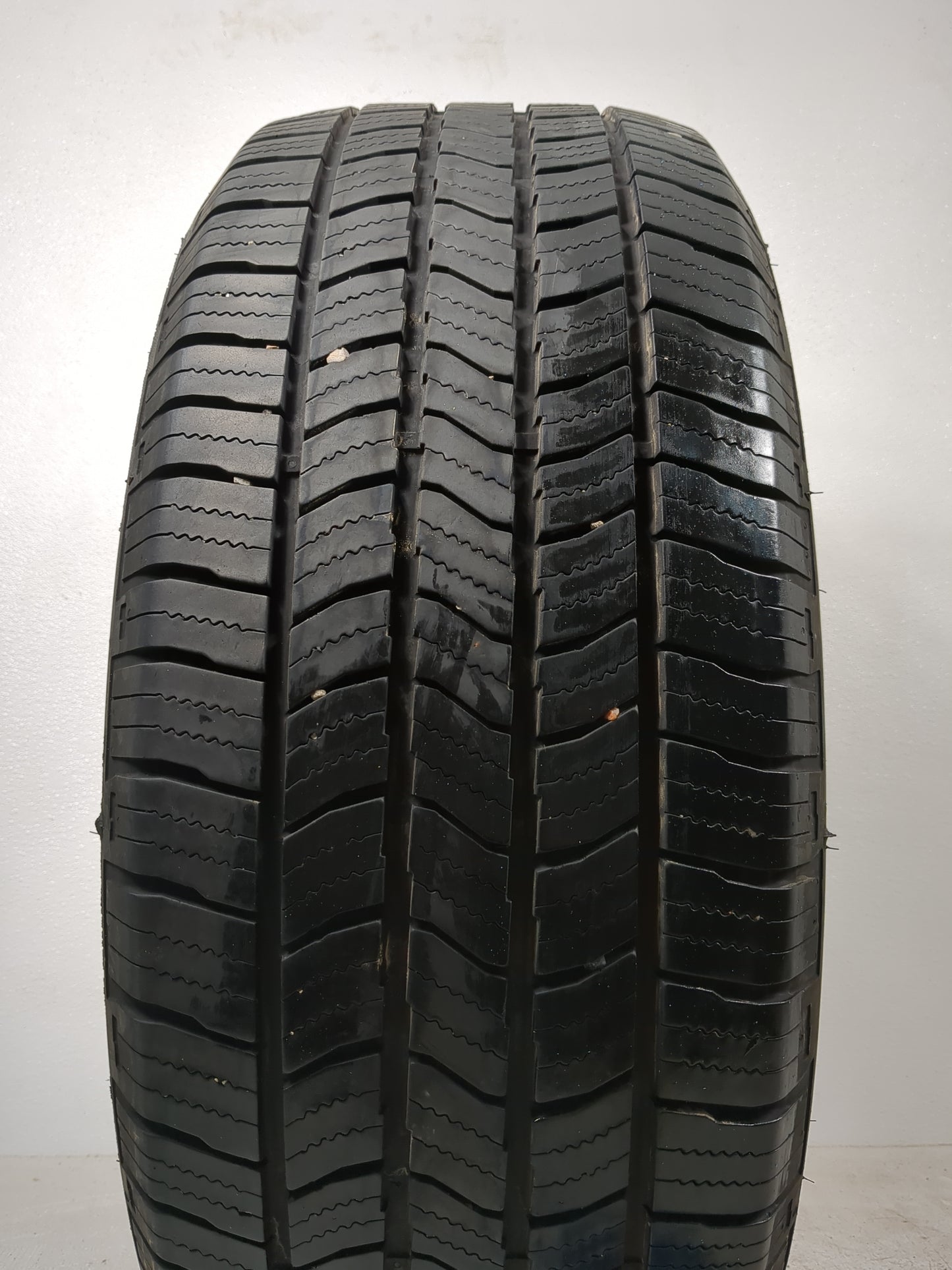 Used Tire 255/50R20 STARFIRE SOLARUS HT 109H - Tread Depth 7/32 - Oemusedautoparts1.com