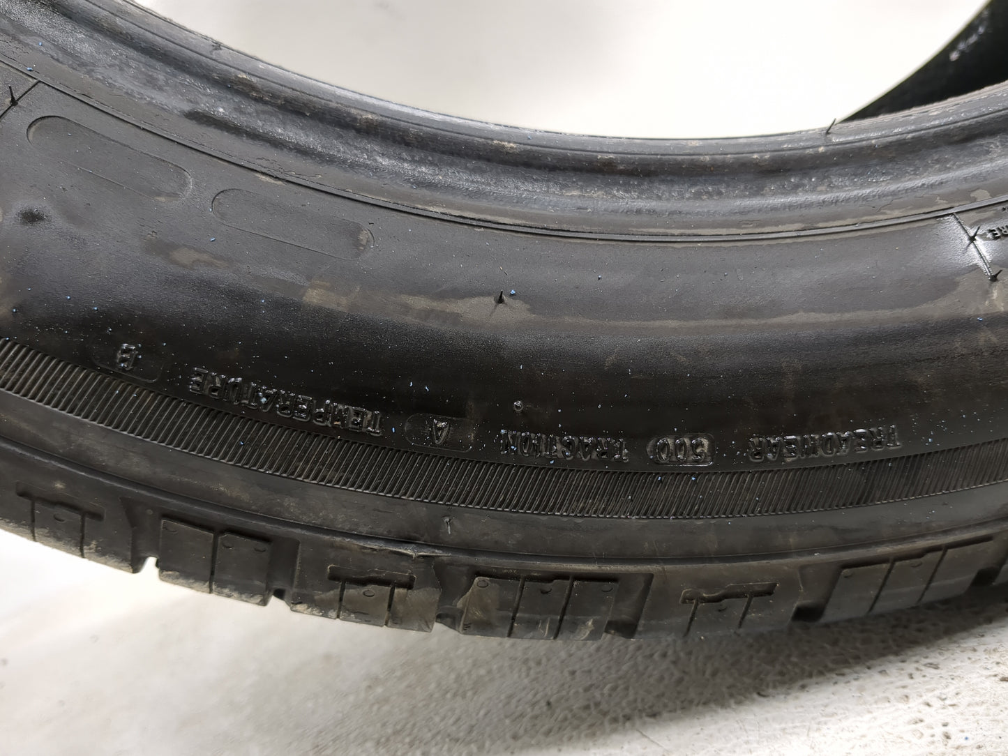 Used Tire 255/50R20 STARFIRE SOLARUS HT 109H - Tread Depth 7/32 - Oemusedautoparts1.com
