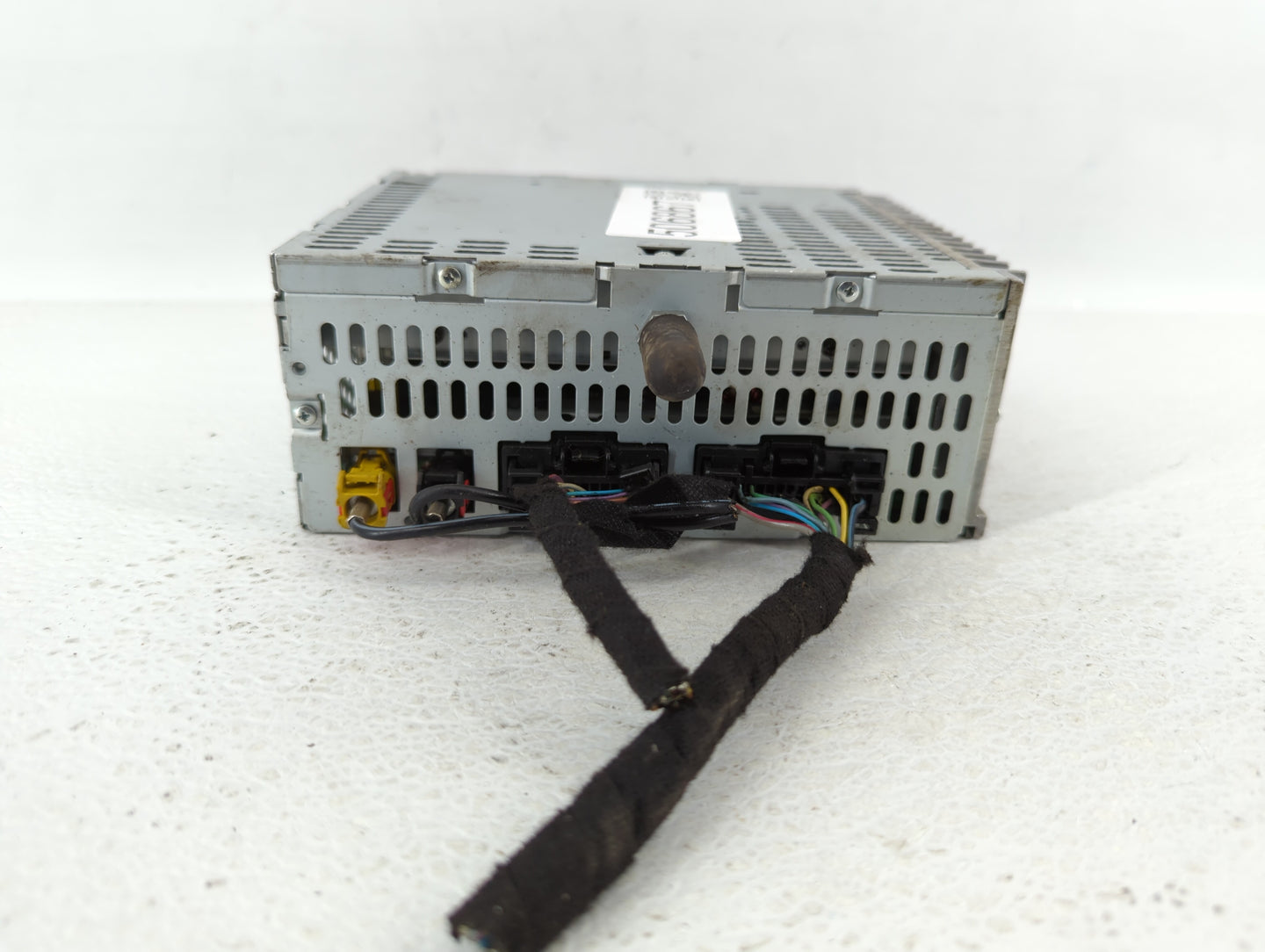 2013-2013 Ford Explorer Am Fm Cd Player Radio Receiver - Oemusedautoparts1.com