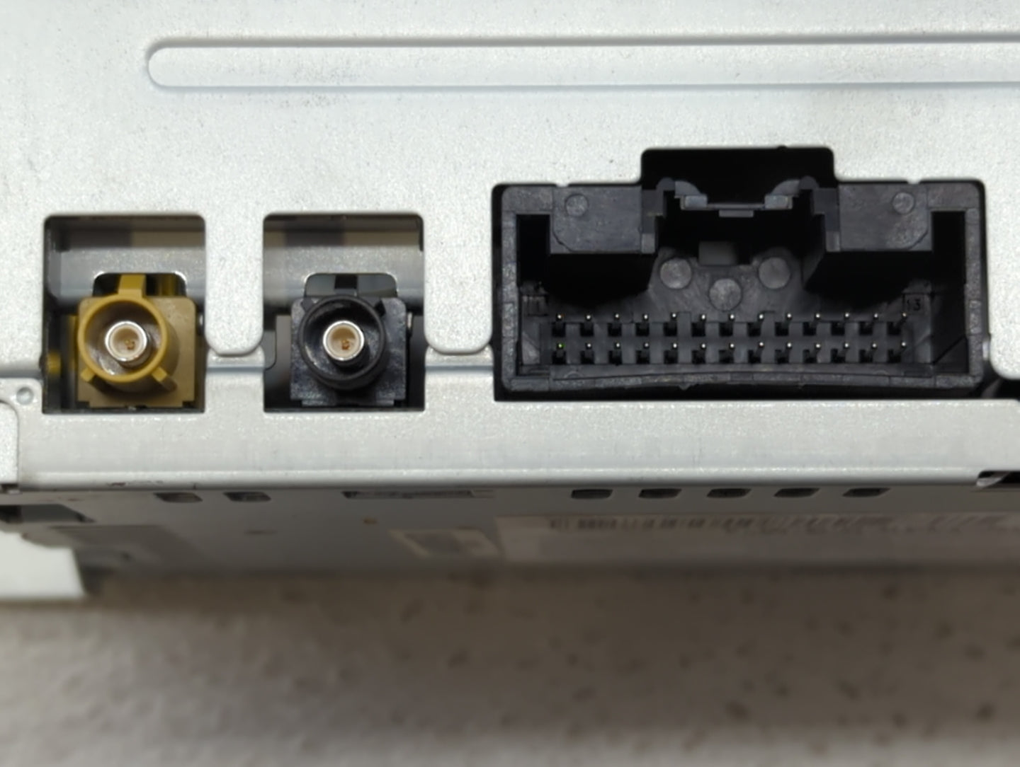 2013 Ford Explorer Radio AM FM Cd Player Receiver Replacement P/N:DB5T-19C107-GA DB5T-19C107-GB, DB5T-19C107-GC Fits OEM Use