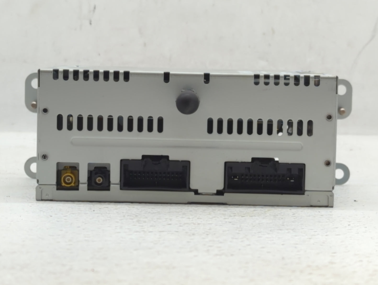 2013 Ford Explorer Radio AM FM Cd Player Receiver Replacement P/N:DB5T-19C107-GC DB5T-19C107-GA, DB5T-19C107-GB Fits OEM Use