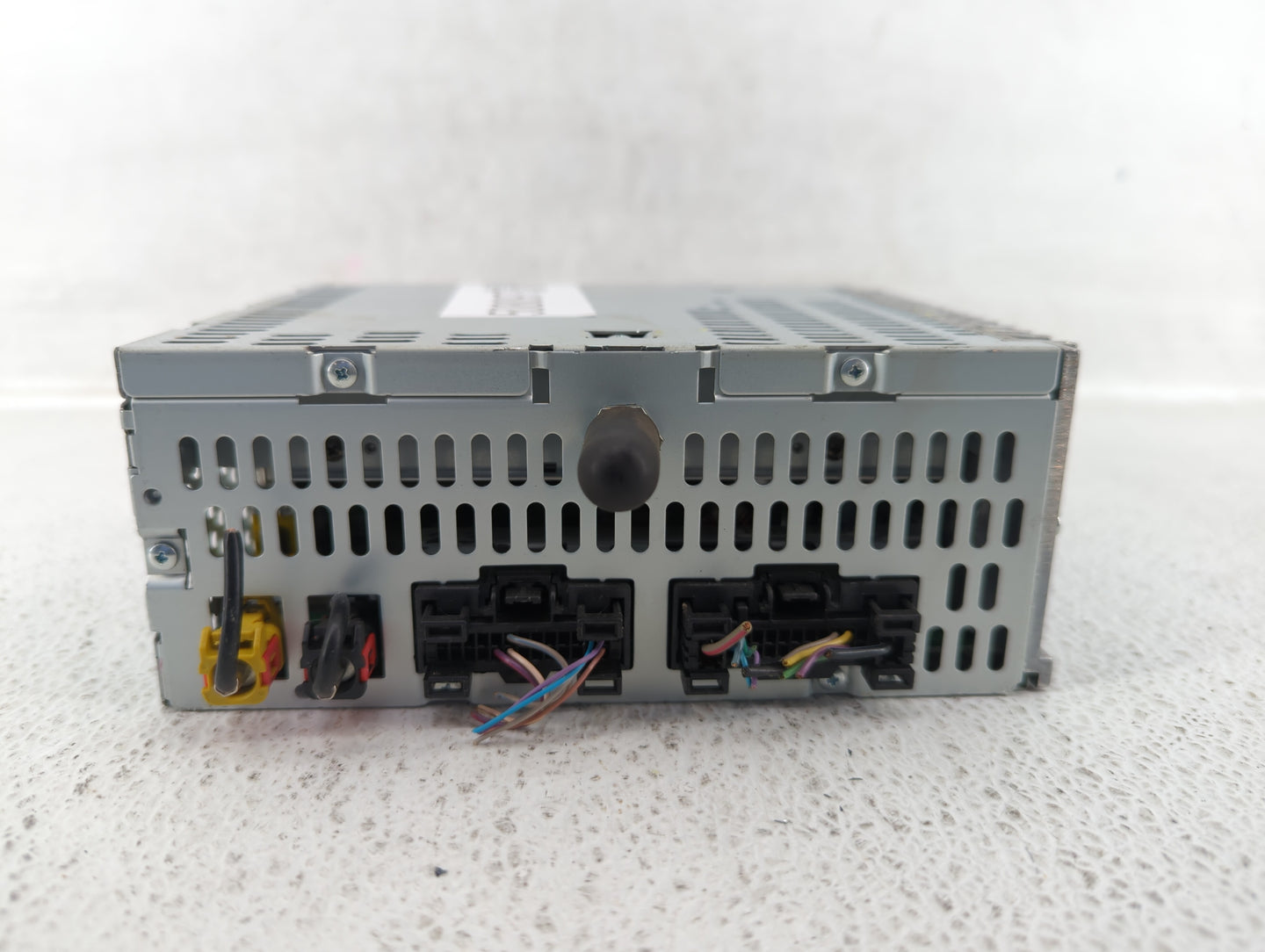 2013 Ford Explorer Radio AM FM Cd Player Receiver Replacement P/N:DB5T-19C107-CB DB5T-19C107-CC Fits OEM Used Auto Parts - O