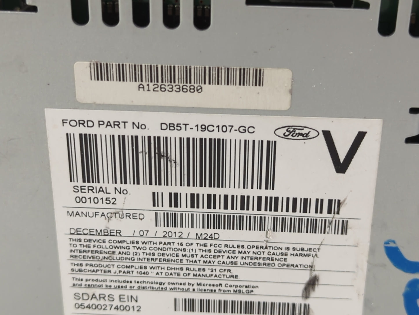 2013 Ford Explorer Radio AM FM Cd Player Receiver Replacement P/N:DB5T-19C107-GC Fits OEM Used Auto Parts - Oemusedautoparts