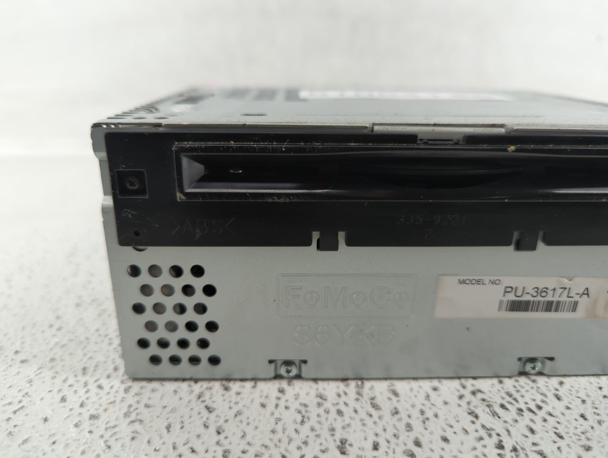 2013-2013 Ford Explorer Am Fm Cd Player Radio Receiver 510541 - Oemusedautoparts1.com