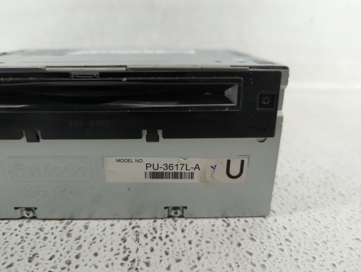 2013-2013 Ford Explorer Am Fm Cd Player Radio Receiver 510541 - Oemusedautoparts1.com