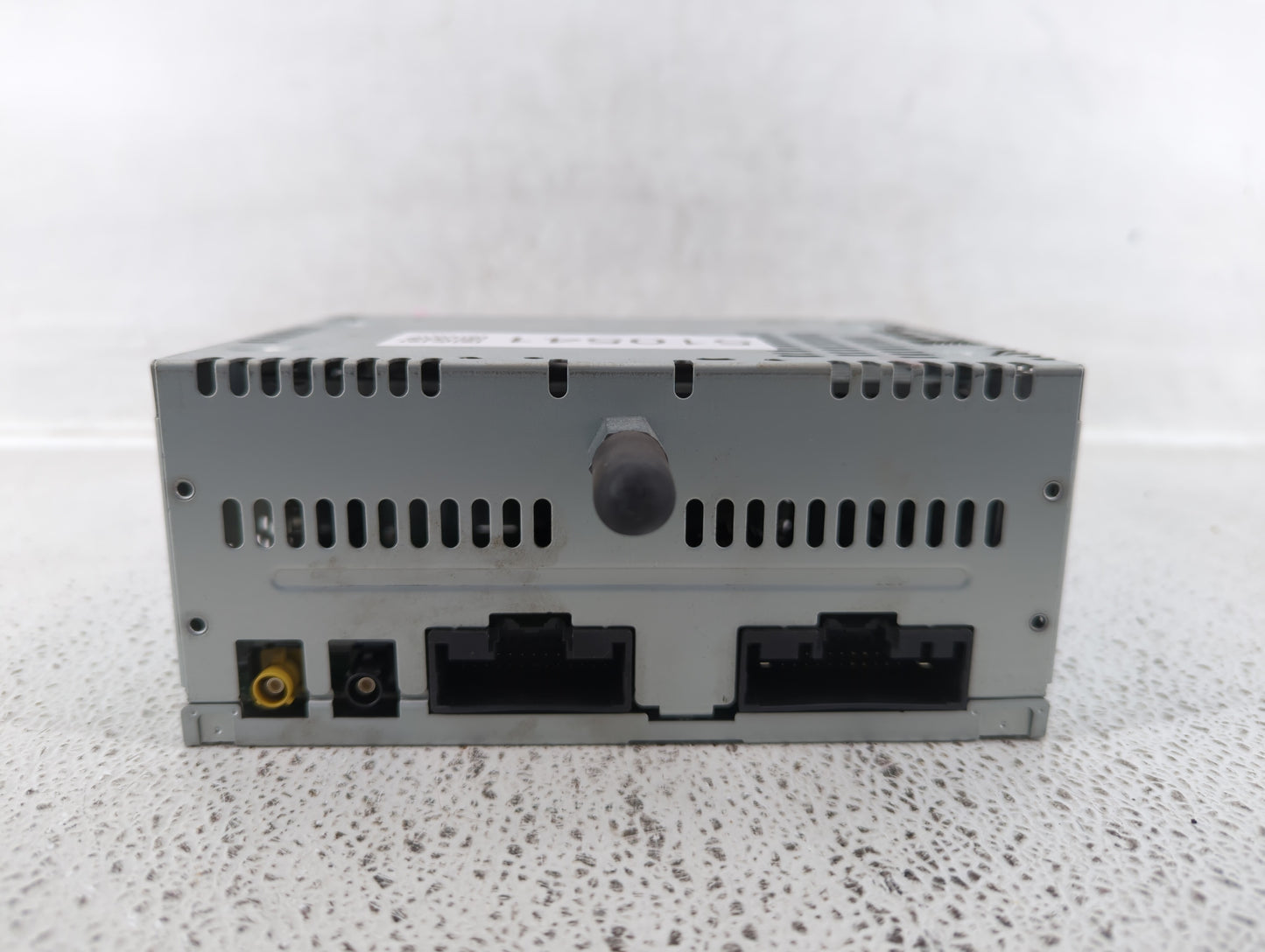 2013-2013 Ford Explorer Am Fm Cd Player Radio Receiver - Oemusedautoparts1.com
