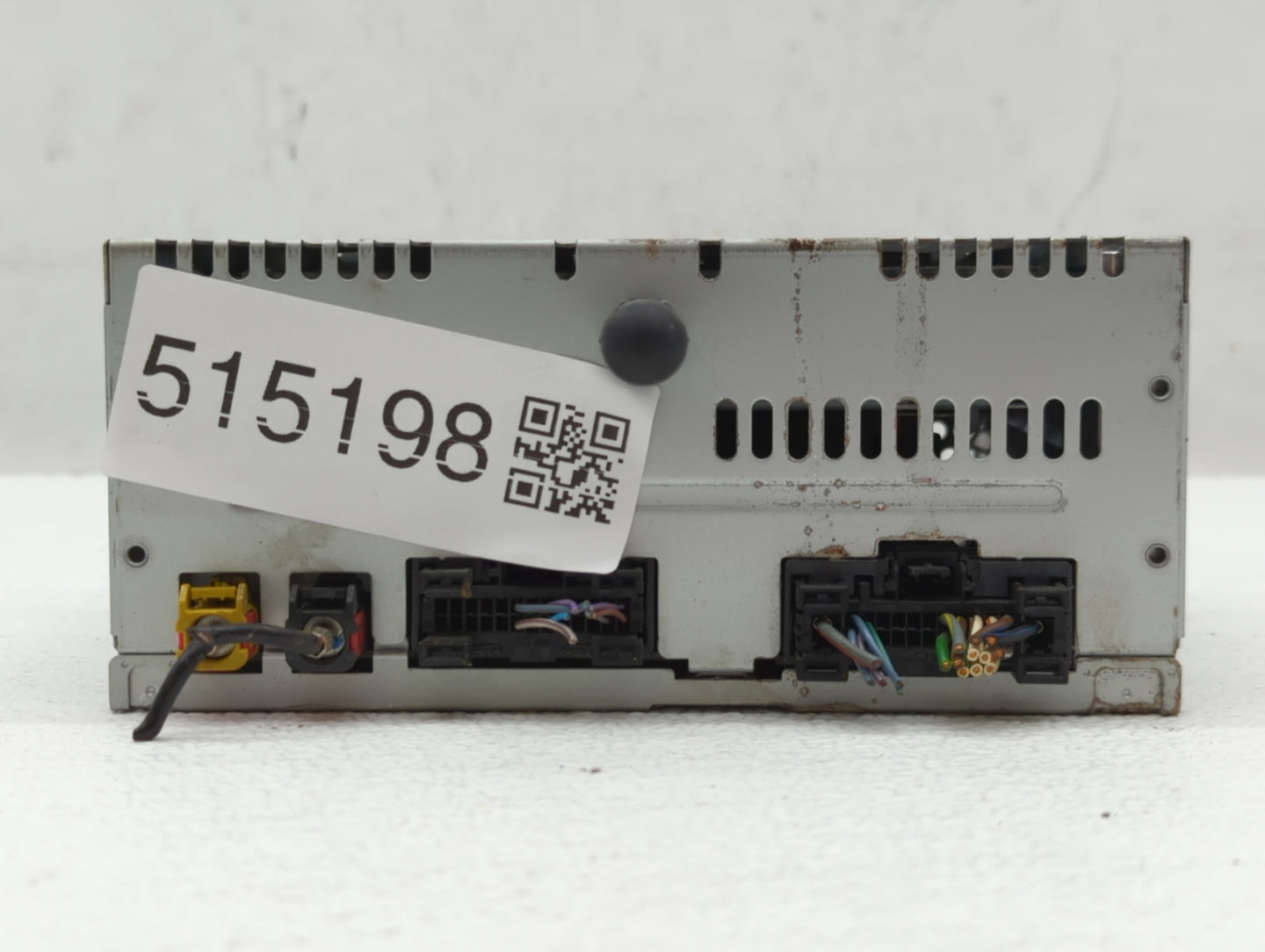 2013 Ford Explorer Radio AM FM Cd Player Receiver Replacement P/N:DB5T-19C107-FC DB5T-19C107-FD Fits OEM Used Auto Parts - O