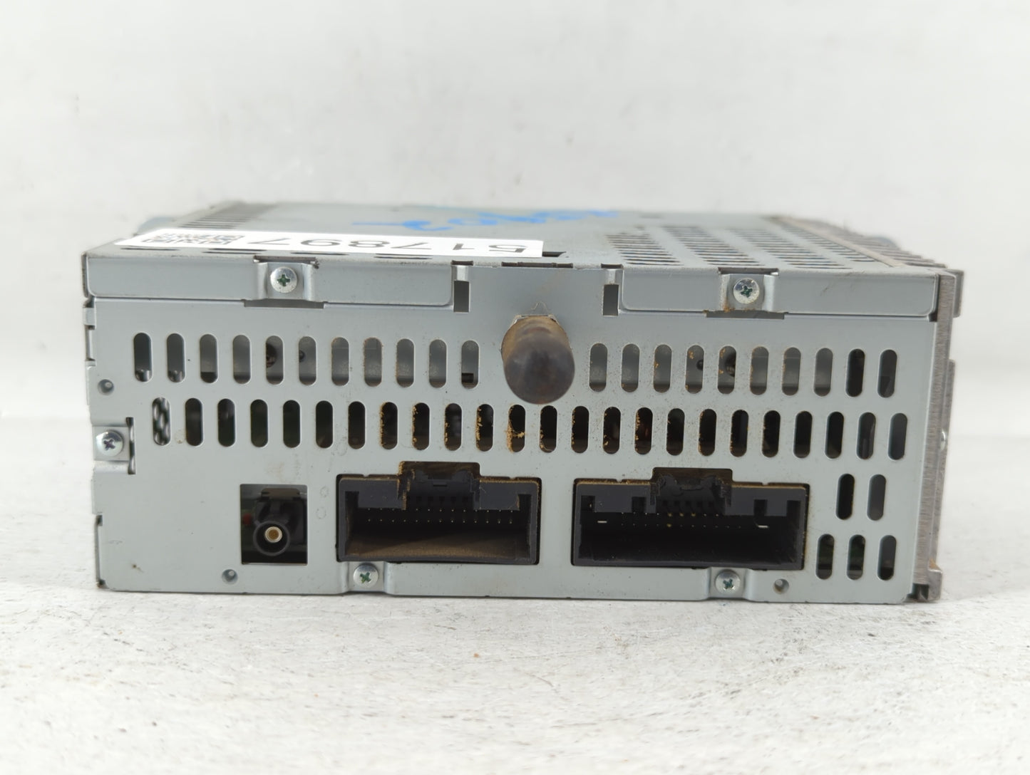 2013-2013 Ford Explorer Am Fm Cd Player Radio Receiver - Oemusedautoparts1.com