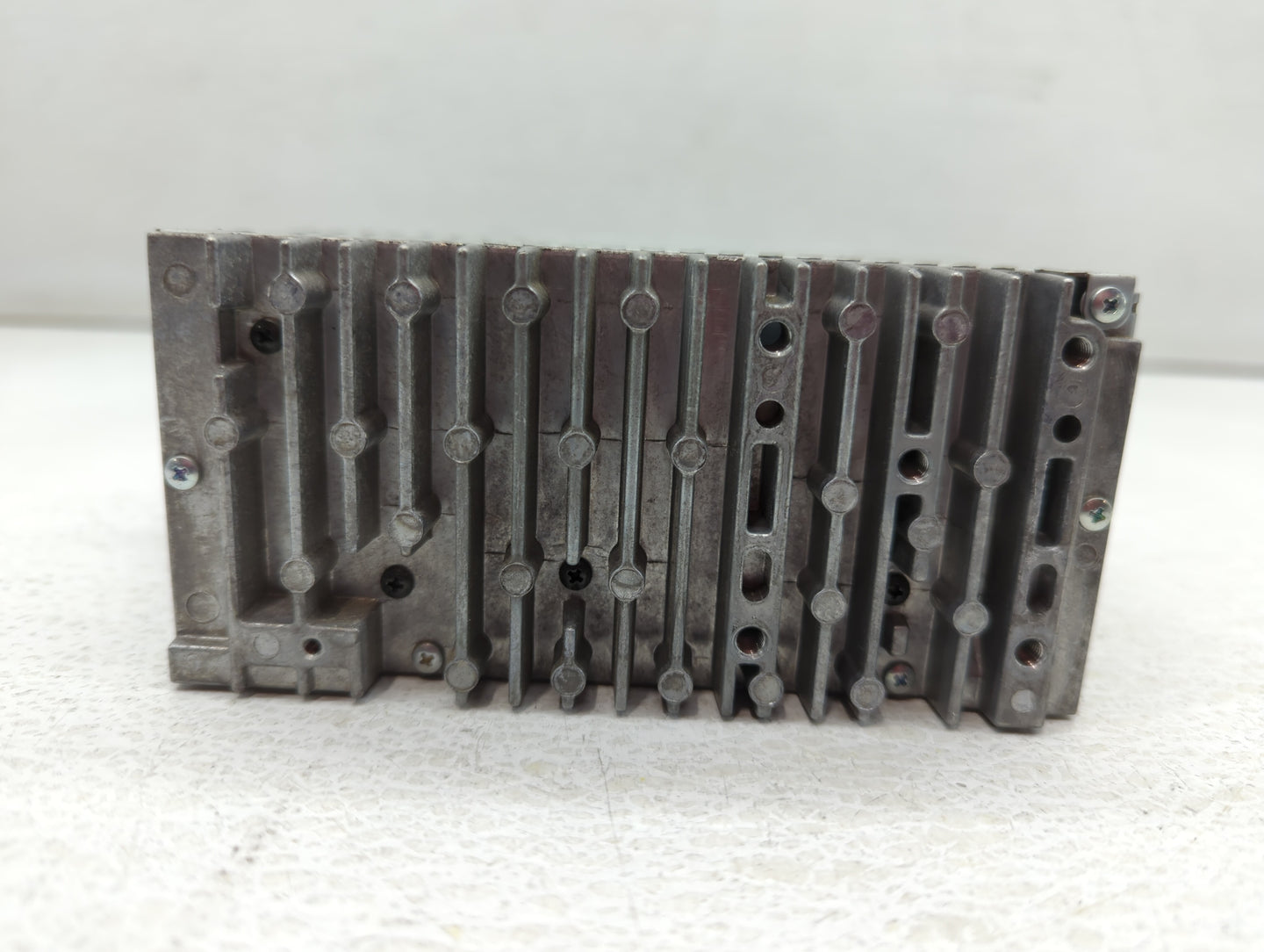 2013 Ford Explorer Radio AM FM Cd Player Receiver Replacement P/N:DB5T-19C107-DE DB5T-19C107-DD Fits OEM Used Auto Parts - O