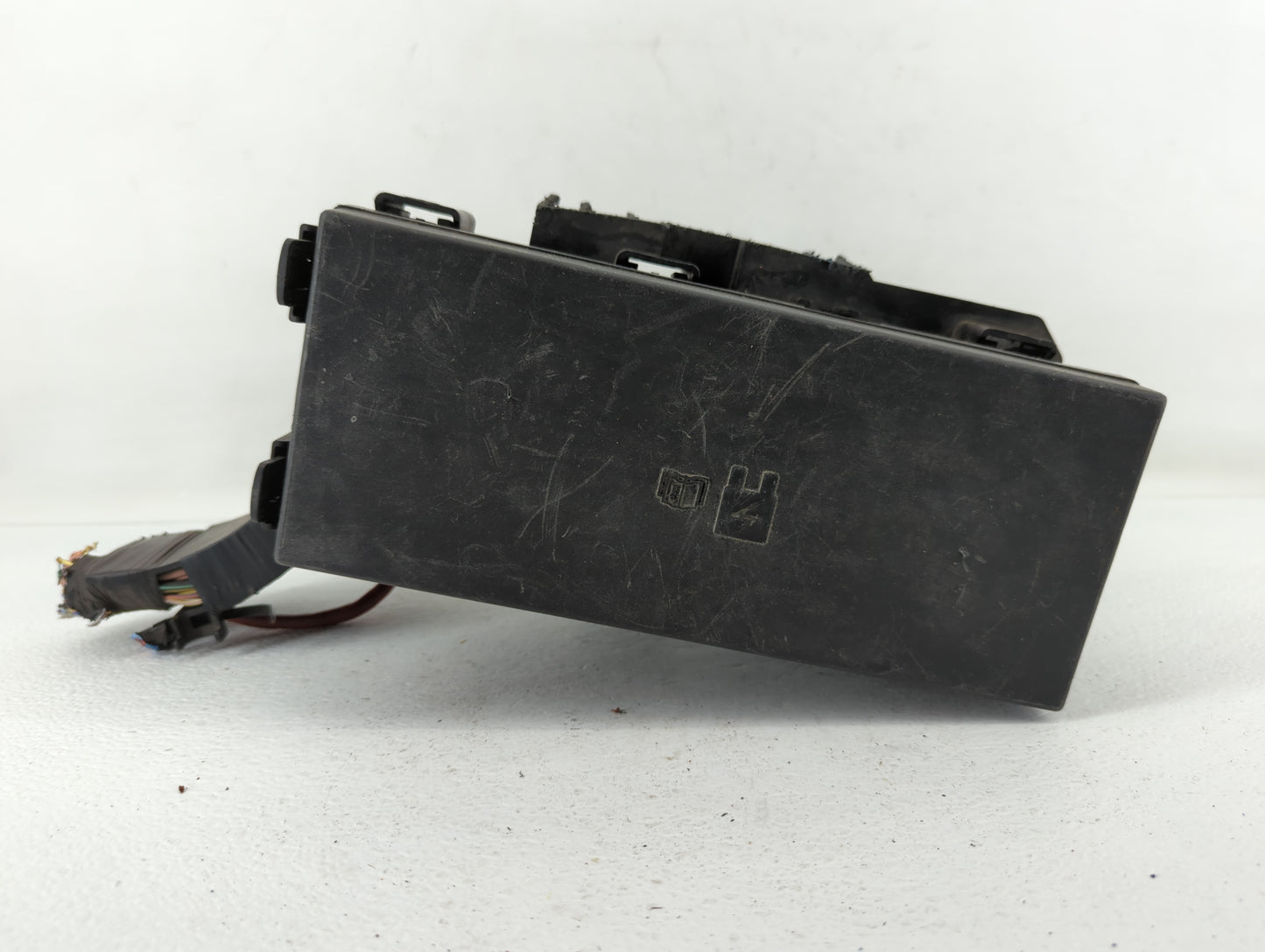 2013 Ford Explorer Fusebox Fuse Box Panel Relay Module P/N:BT4T-14A003-AA Fits OEM Used Auto Parts - Oemusedautoparts1.com