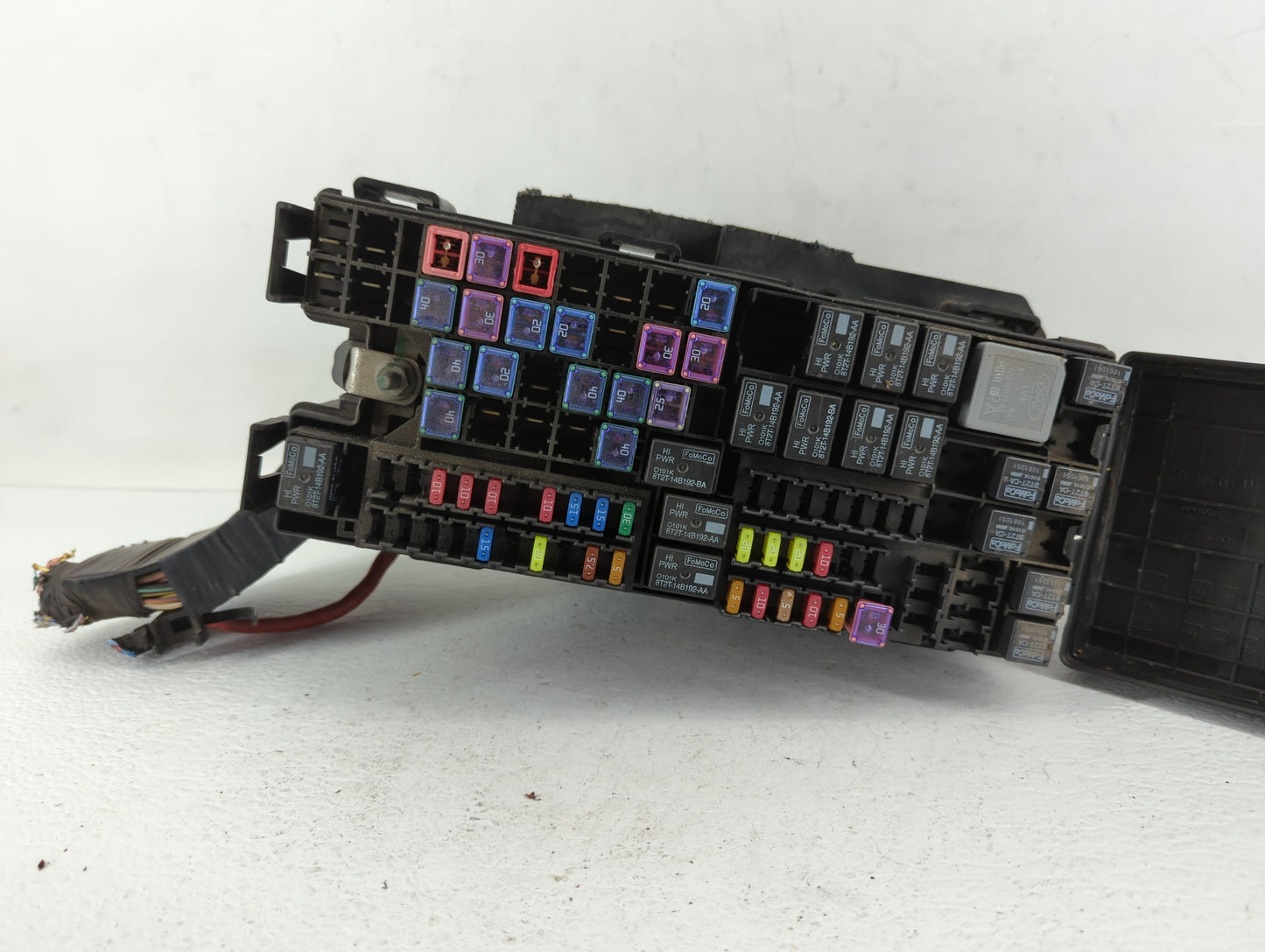 2013 Ford Explorer Fusebox Fuse Box Panel Relay Module P/N:BT4T-14A003-AA Fits OEM Used Auto Parts - Oemusedautoparts1.com