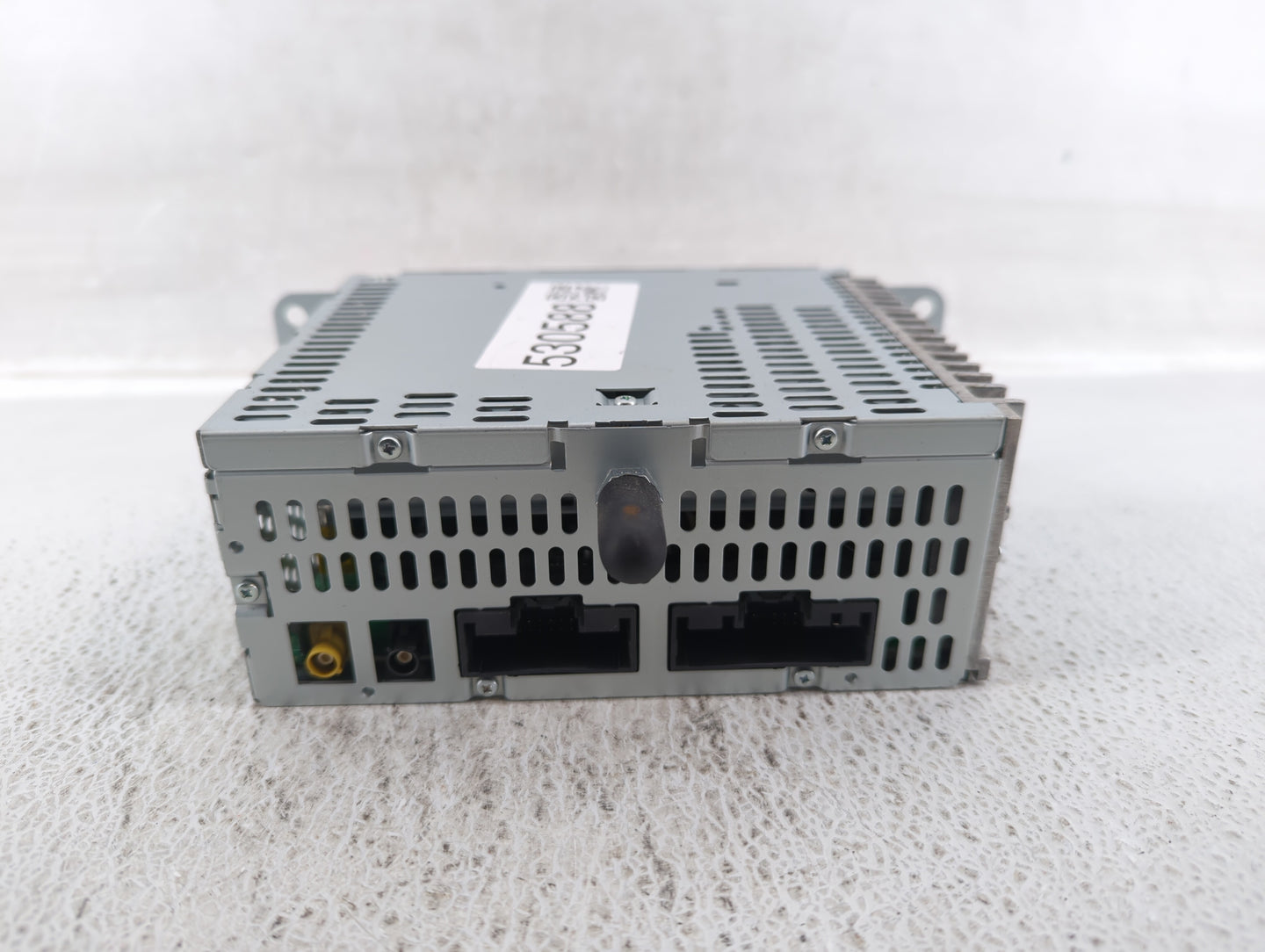 2013-2013 Ford Explorer Am Fm Cd Player Radio Receiver - Oemusedautoparts1.com