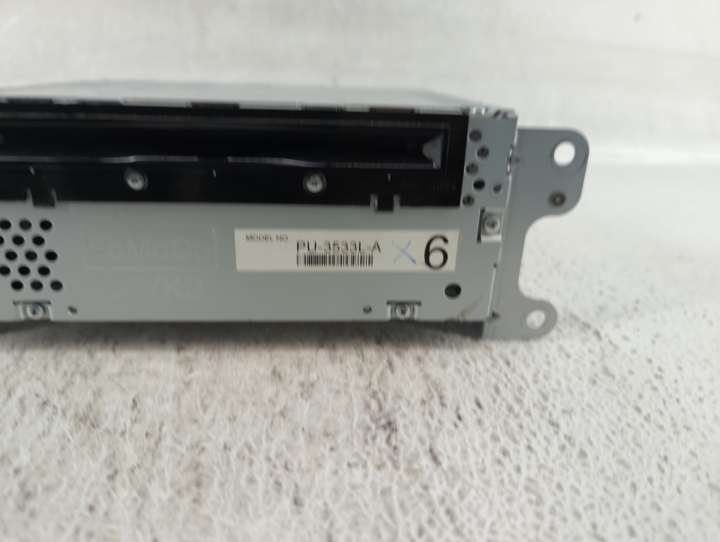 2013-2013 Ford Explorer Am Fm Cd Player Radio Receiver - Oemusedautoparts1.com