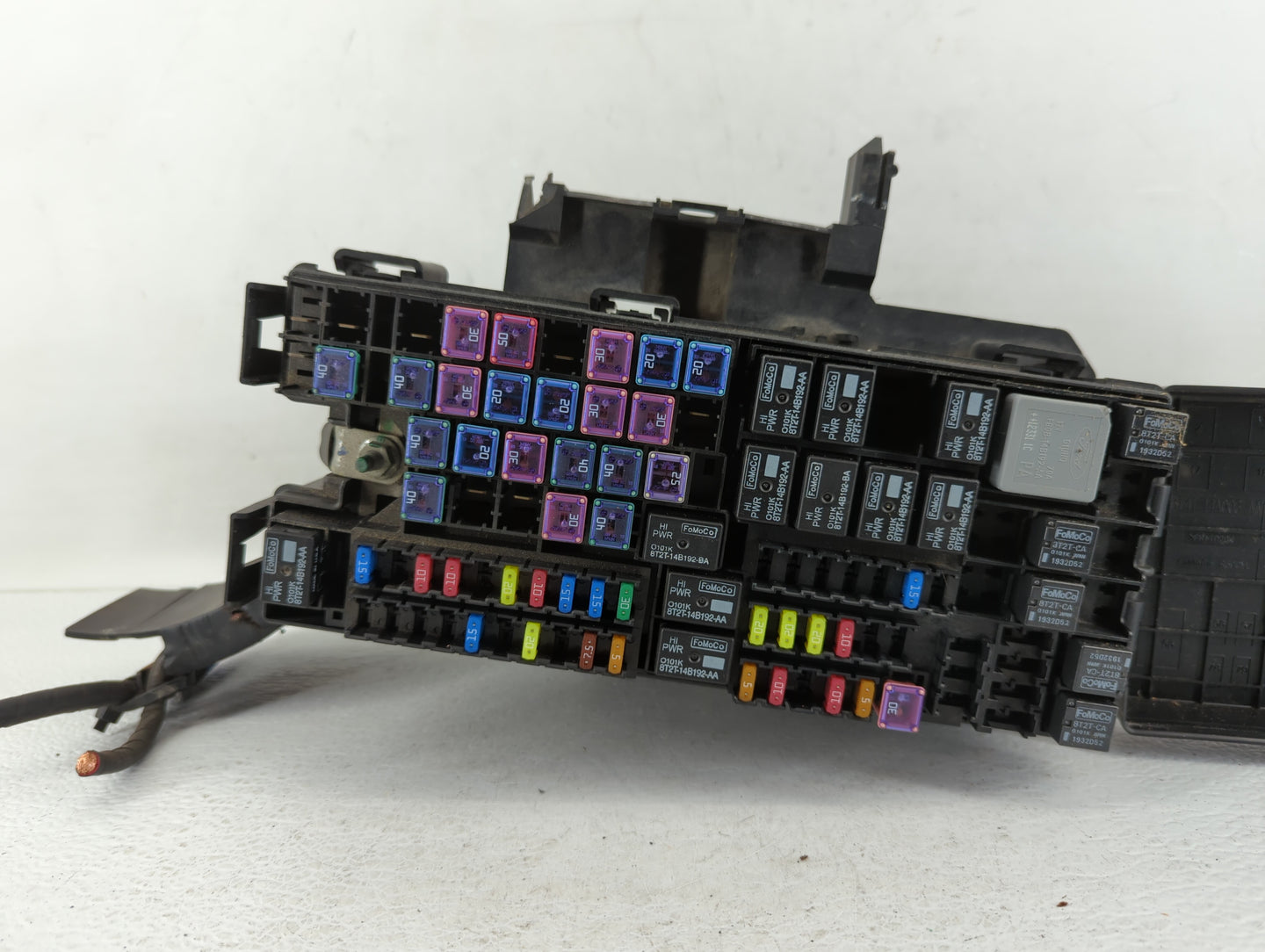 2013 Ford Explorer Fusebox Fuse Box Panel Relay Module P/N:BT4T-14A003-AA Fits OEM Used Auto Parts - Oemusedautoparts1.com