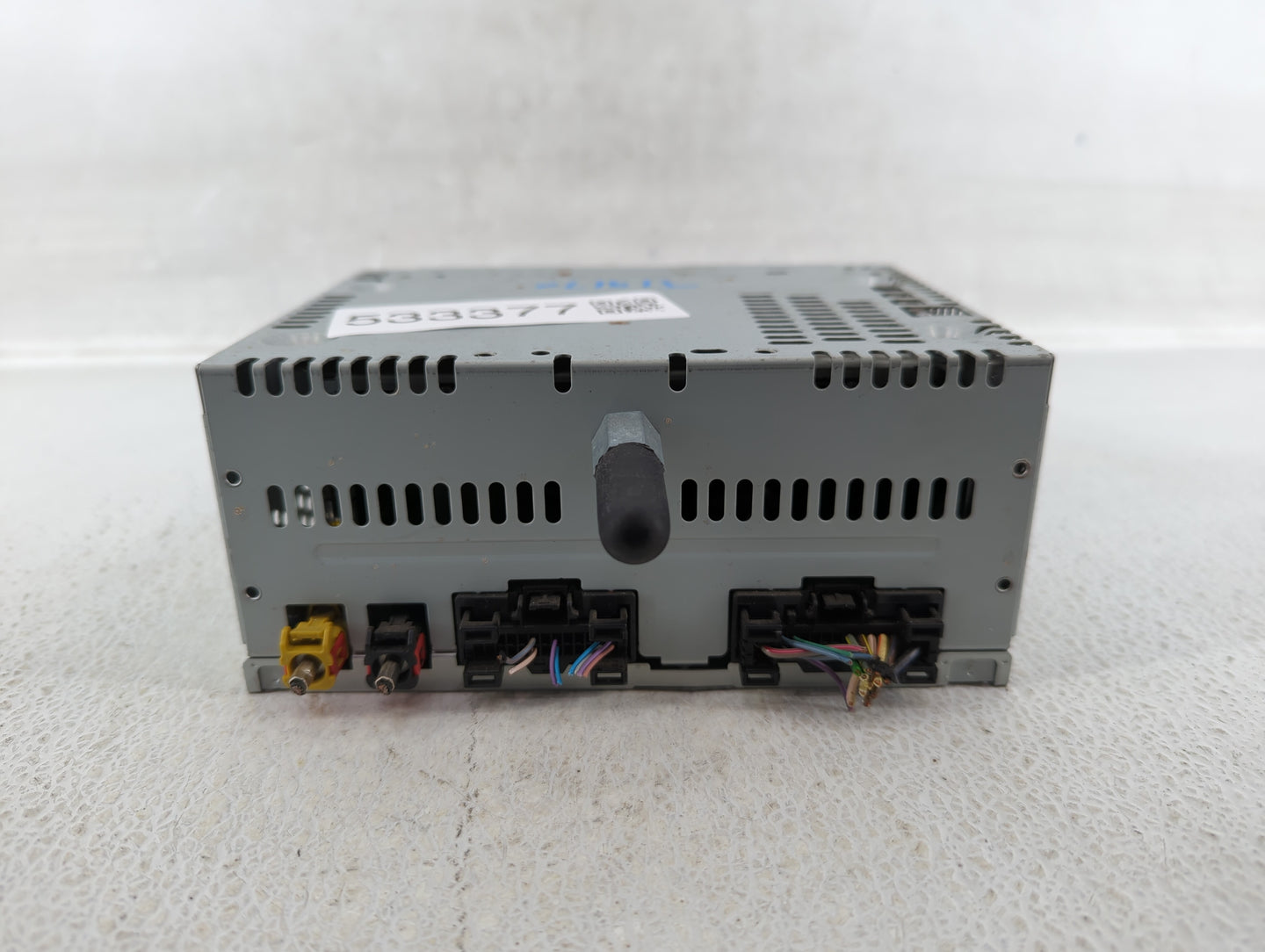 2013 Ford Explorer Radio AM FM Cd Player Receiver Replacement P/N:DB5T-19C107-FC DB5T-19C107-FD Fits OEM Used Auto Parts - O