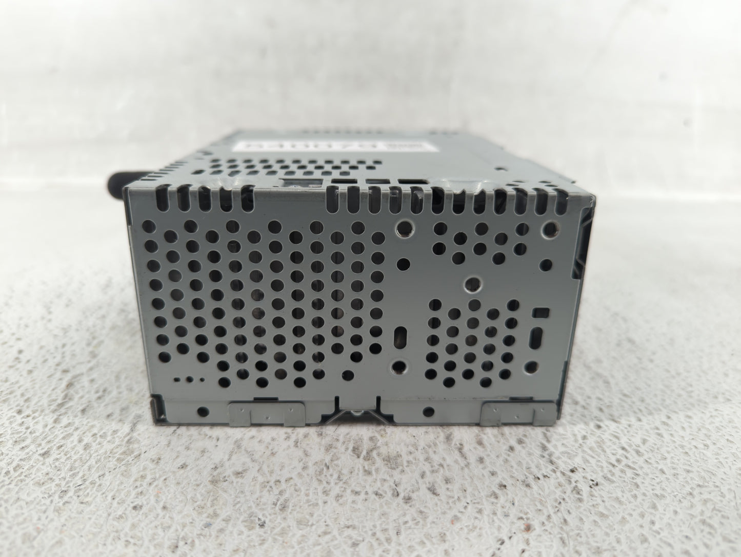 2013-2014 Ford Explorer Am Fm Cd Player Radio Receiver - Oemusedautoparts1.com