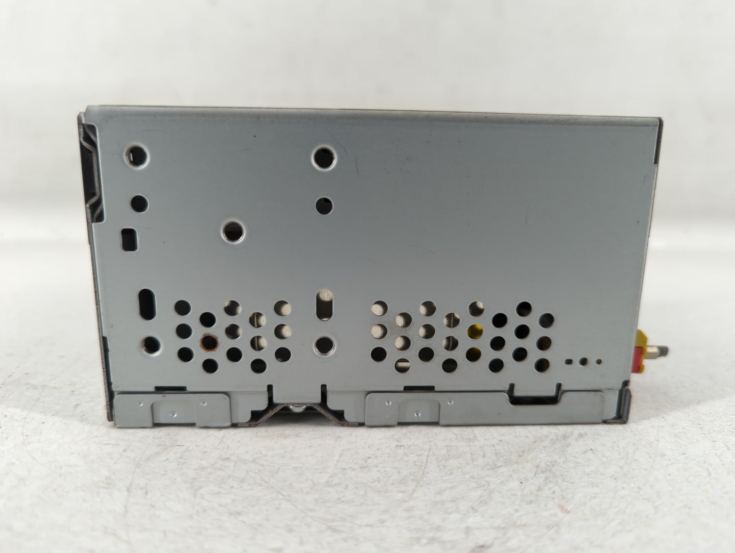 2013 Ford Explorer Radio AM FM Cd Player Receiver Replacement P/N:DB5T-19C107-GC Fits OEM Used Auto Parts - Oemusedautoparts