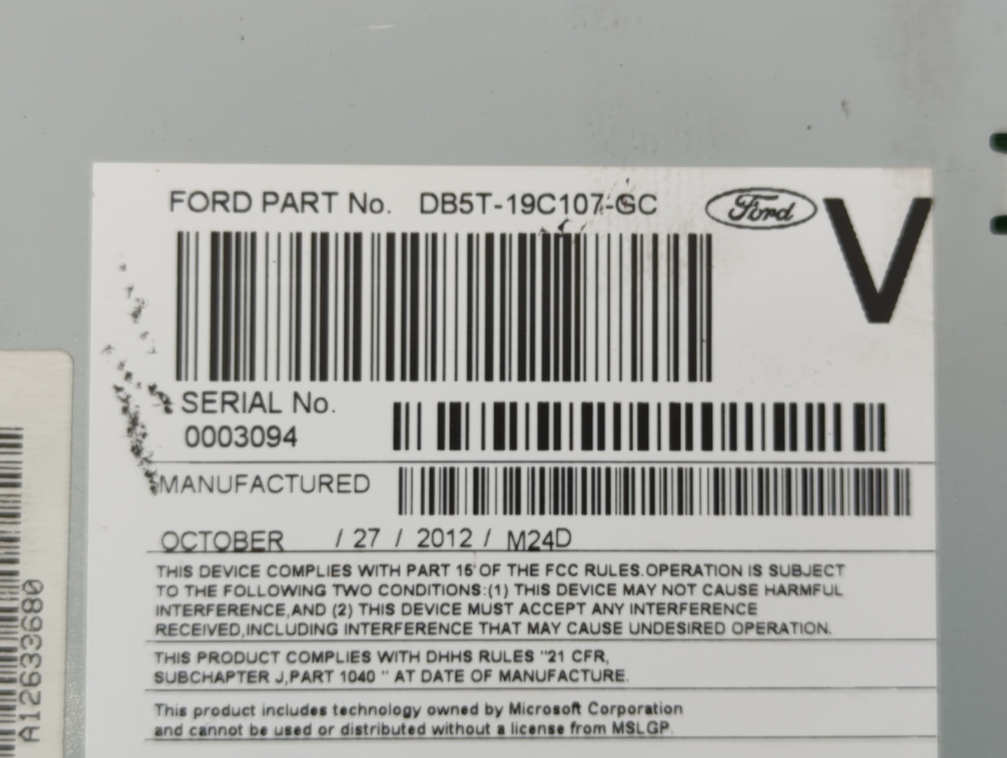 2013 Ford Explorer Radio AM FM Cd Player Receiver Replacement P/N:DB5T-19C107-GC Fits OEM Used Auto Parts - Oemusedautoparts