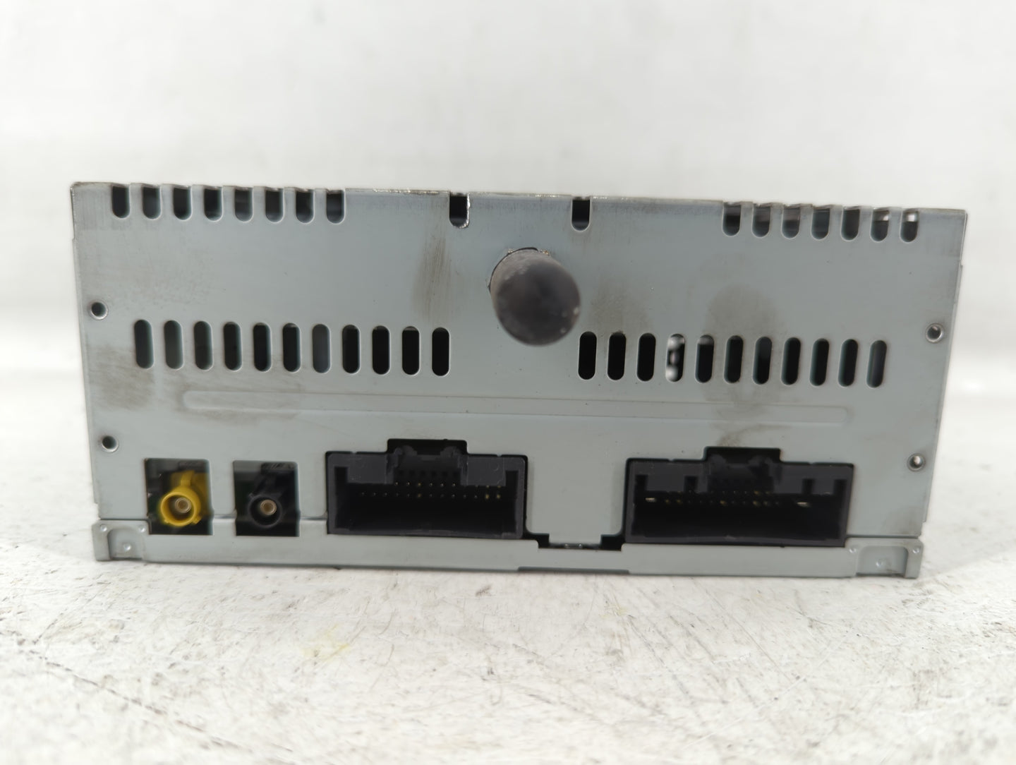 2013-2013 Ford Explorer Am Fm Cd Player Radio Receiver - Oemusedautoparts1.com