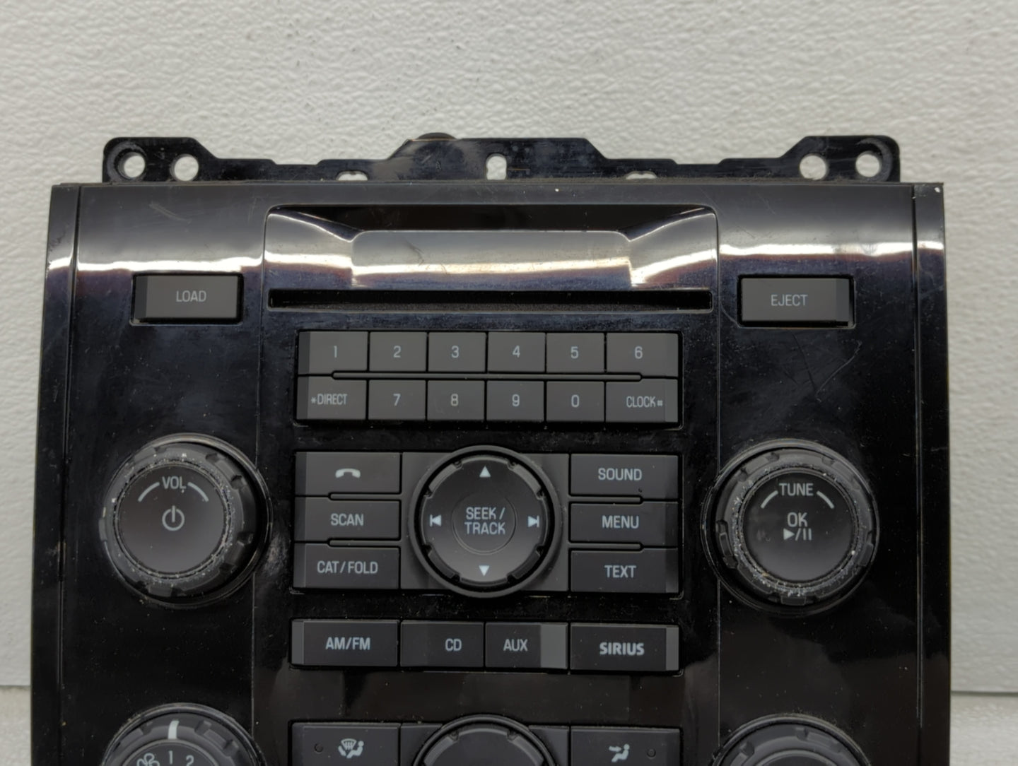 2013 Ford Explorer Radio AM FM Cd Player Receiver Replacement P/N:DB5T-18A802-EJ DB5T-18A802-EF, DB5T-18A802-EK Fits OEM Use