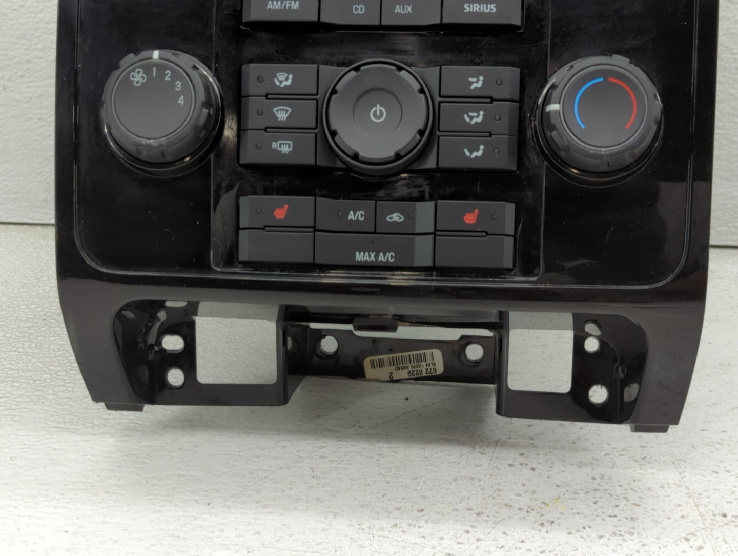 2013 Ford Explorer Radio AM FM Cd Player Receiver Replacement P/N:DB5T-18A802-EJ DB5T-18A802-EF, DB5T-18A802-EK Fits OEM Use