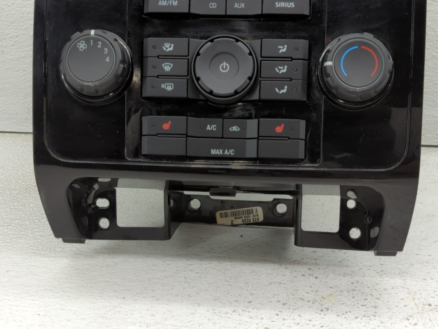 2013 Ford Explorer Radio AM FM Cd Player Receiver Replacement P/N:DB5T-18A802-EJ DB5T-18A802-EF, DB5T-18A802-EK Fits OEM Use