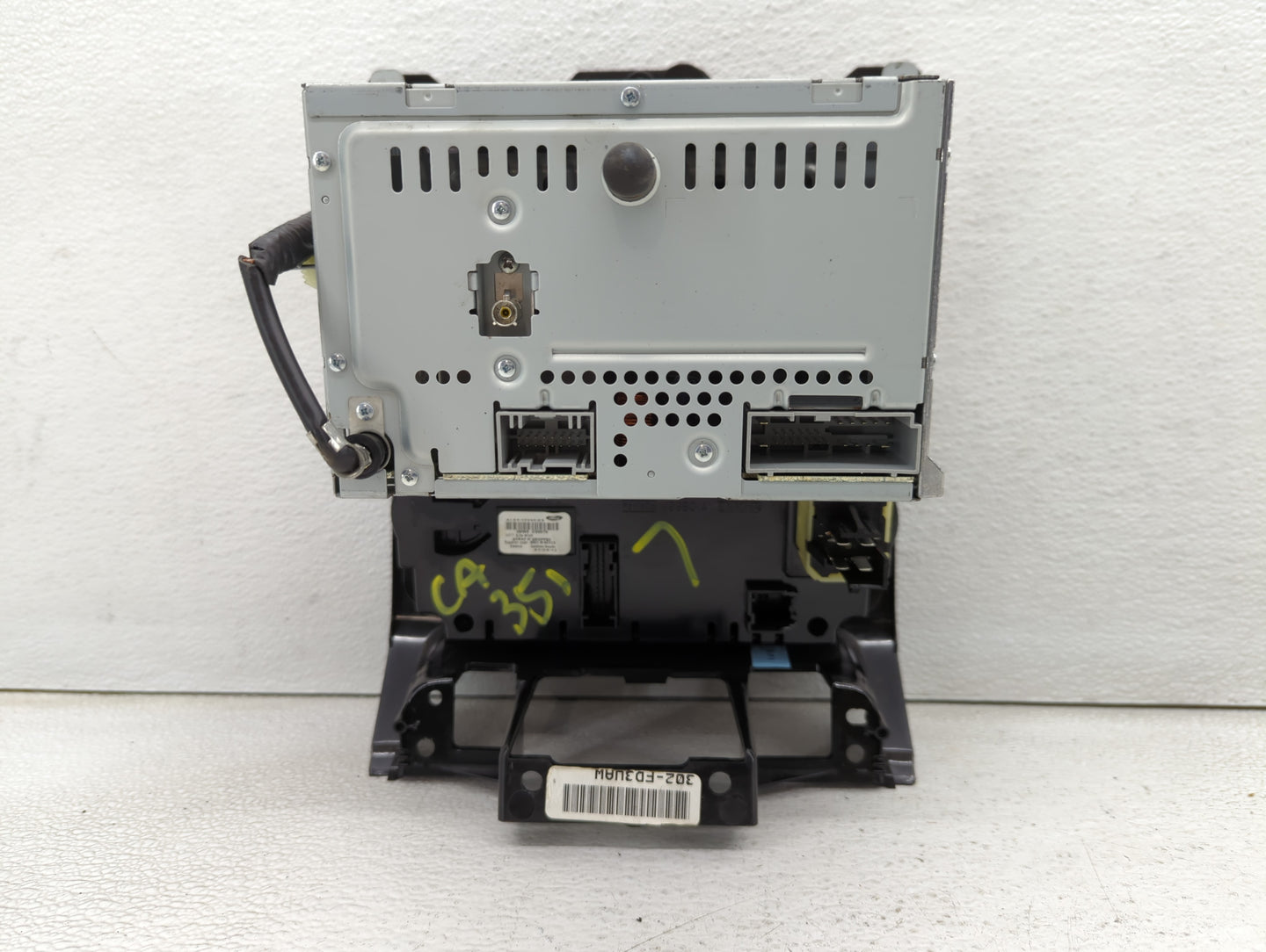 2013 Ford Explorer Radio AM FM Cd Player Receiver Replacement P/N:DB5T-18A802-EJ DB5T-18A802-EF, DB5T-18A802-EK Fits OEM Use