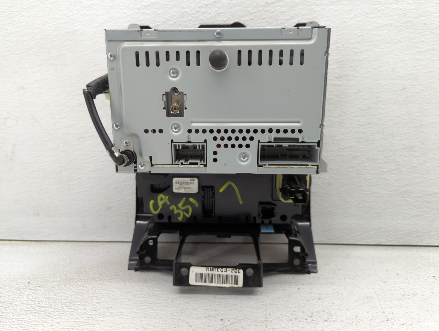 2013 Ford Explorer Radio AM FM Cd Player Receiver Replacement P/N:DB5T-18A802-EJ DB5T-18A802-EF, DB5T-18A802-EK Fits OEM Use