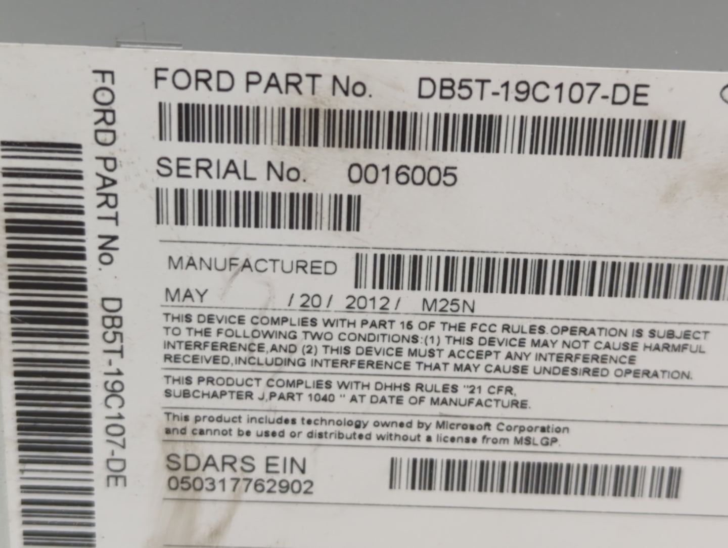 2013 Ford Explorer Radio AM FM Cd Player Receiver Replacement P/N:DB5T-19C107-DD Fits OEM Used Auto Parts - Oemusedautoparts