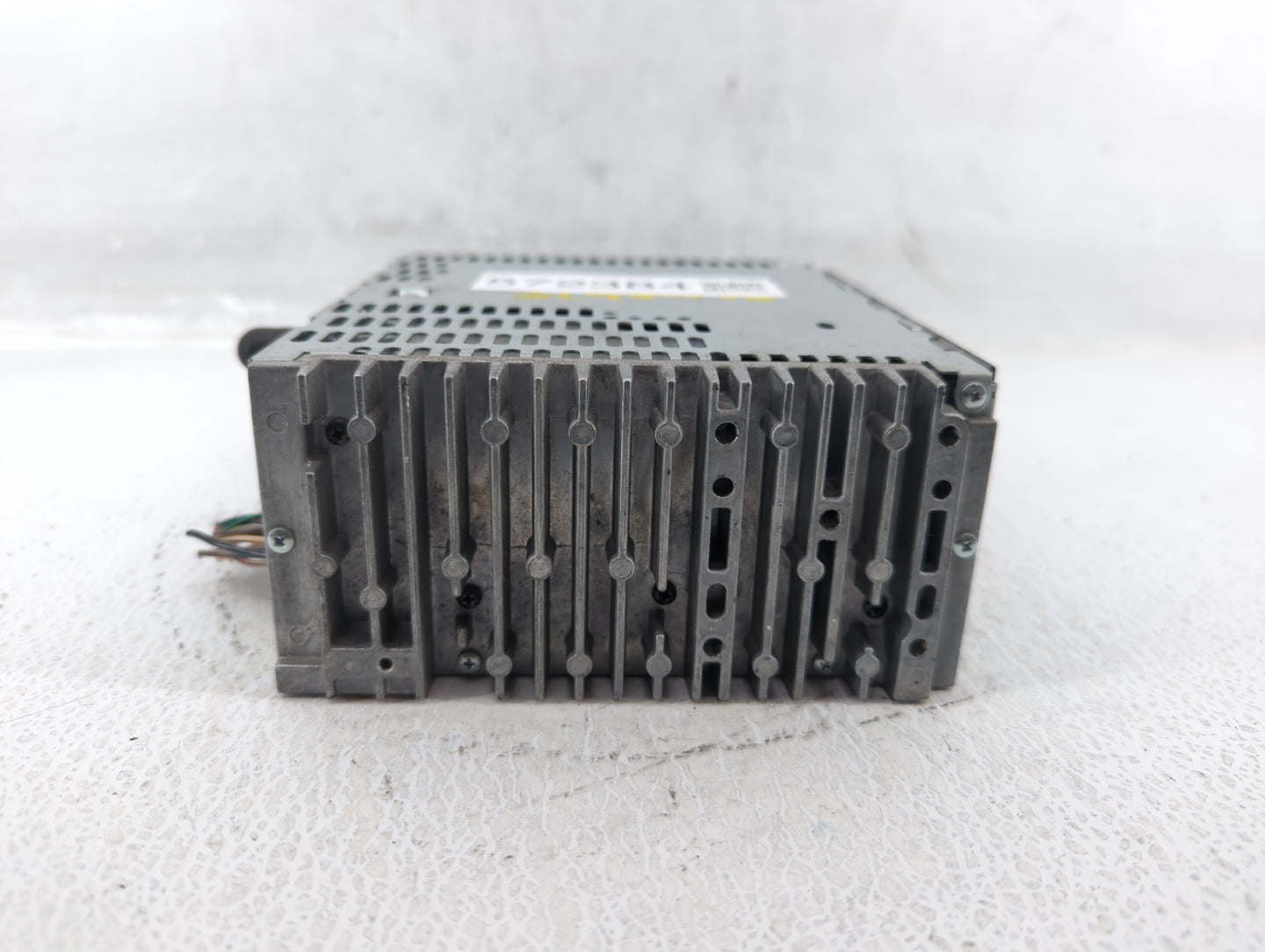 2013-2013 Ford Explorer Am Fm Cd Player Radio Receiver - Oemusedautoparts1.com