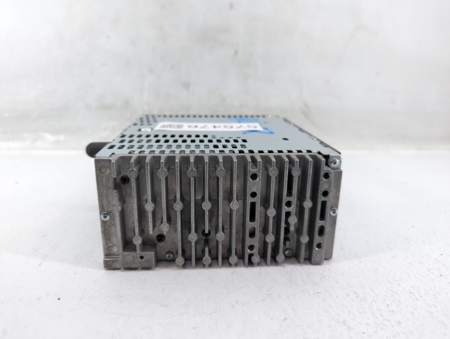 2013 Ford Explorer Radio AM FM Cd Player Receiver Replacement P/N:DB5T-19C107-DE Fits OEM Used Auto Parts - Oemusedautoparts