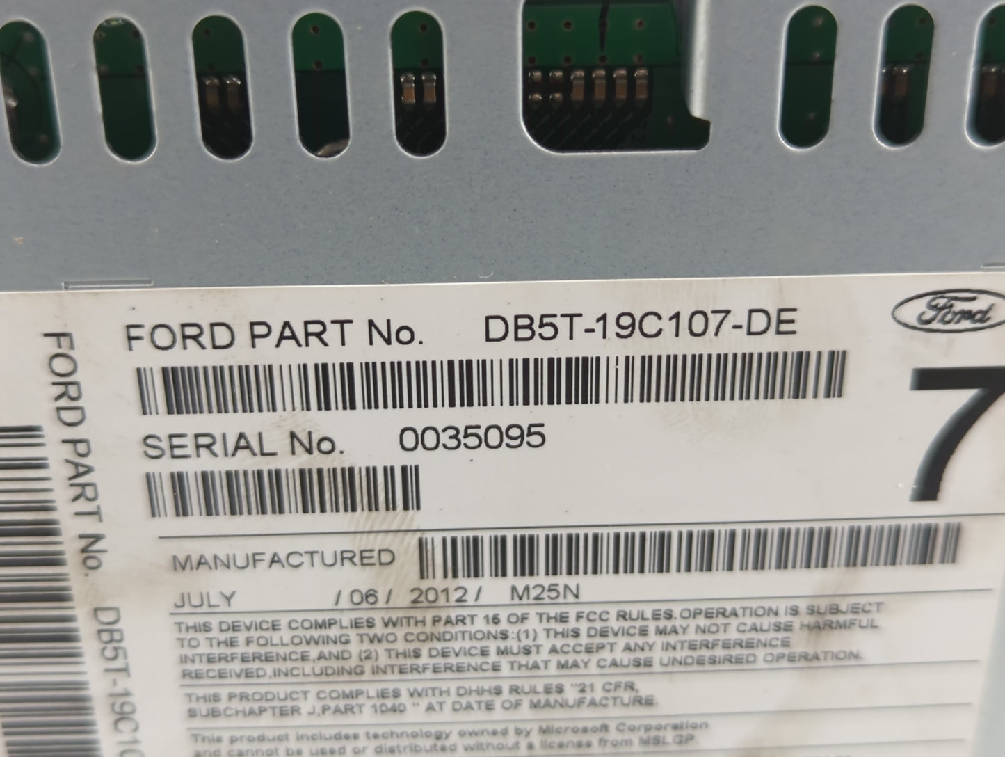 2013 Ford Explorer Radio AM FM Cd Player Receiver Replacement P/N:DB5T-19C107-DE Fits OEM Used Auto Parts - Oemusedautoparts