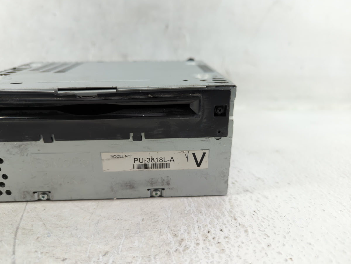 2013-2013 Ford Explorer Am Fm Cd Player Radio Receiver 582605 - Oemusedautoparts1.com