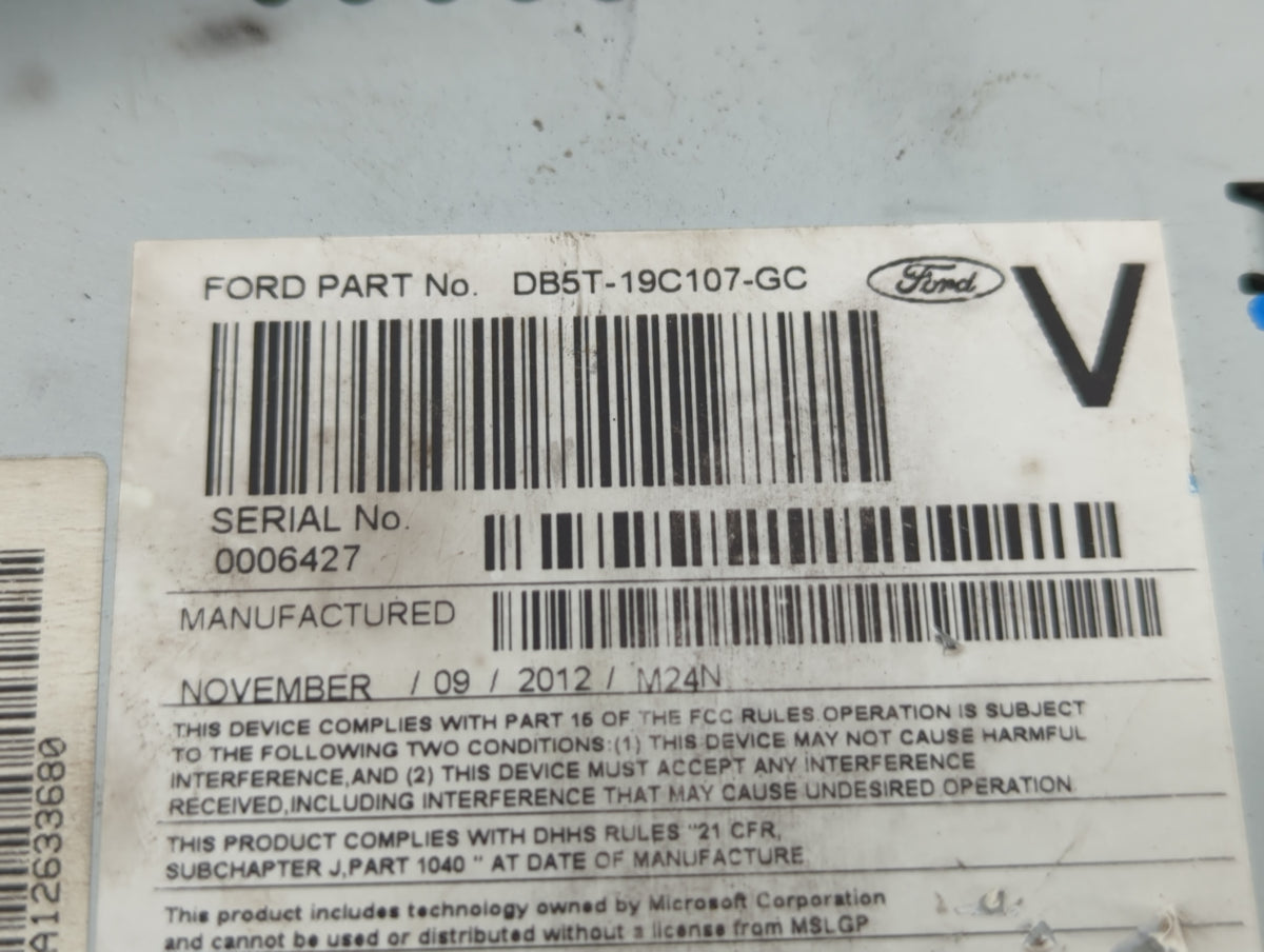 2013-2013 Ford Explorer Am Fm Cd Player Radio Receiver 582605 - Oemusedautoparts1.com