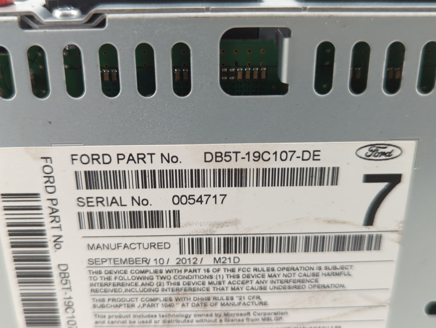 2013 Ford Explorer Radio AM FM Cd Player Receiver Replacement P/N:DB5T-19C107-DE Fits OEM Used Auto Parts - Oemusedautoparts