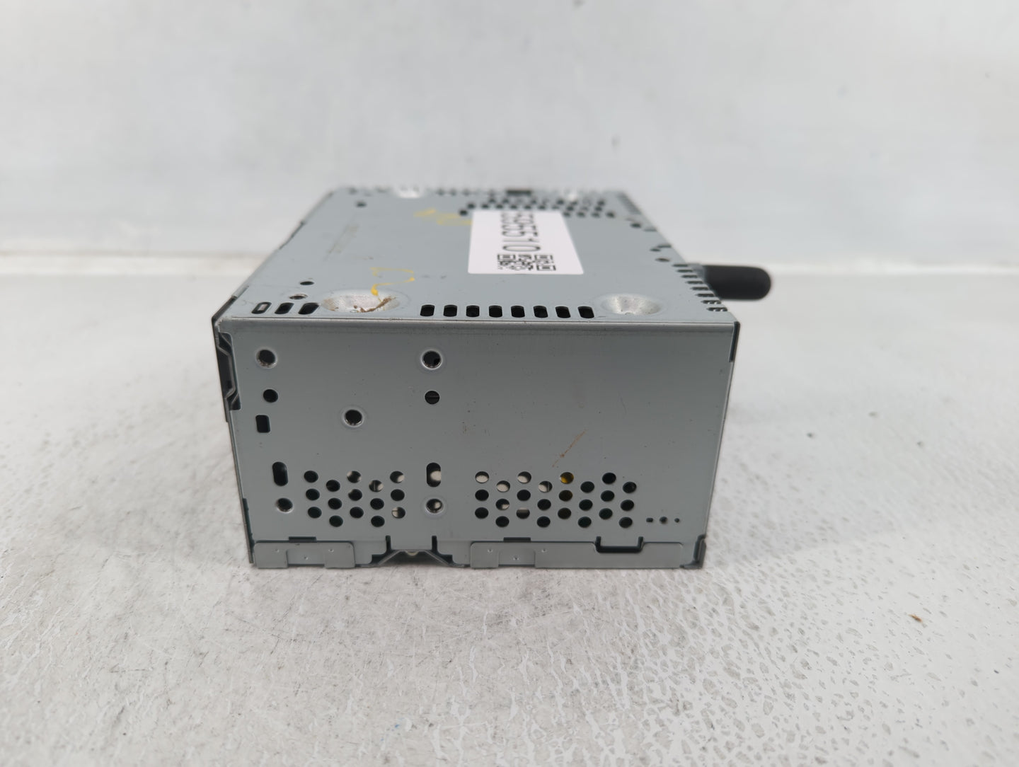 2013 Ford Explorer Radio AM FM Cd Player Receiver Replacement P/N:DB5T-19C107-GC Fits OEM Used Auto Parts - Oemusedautoparts