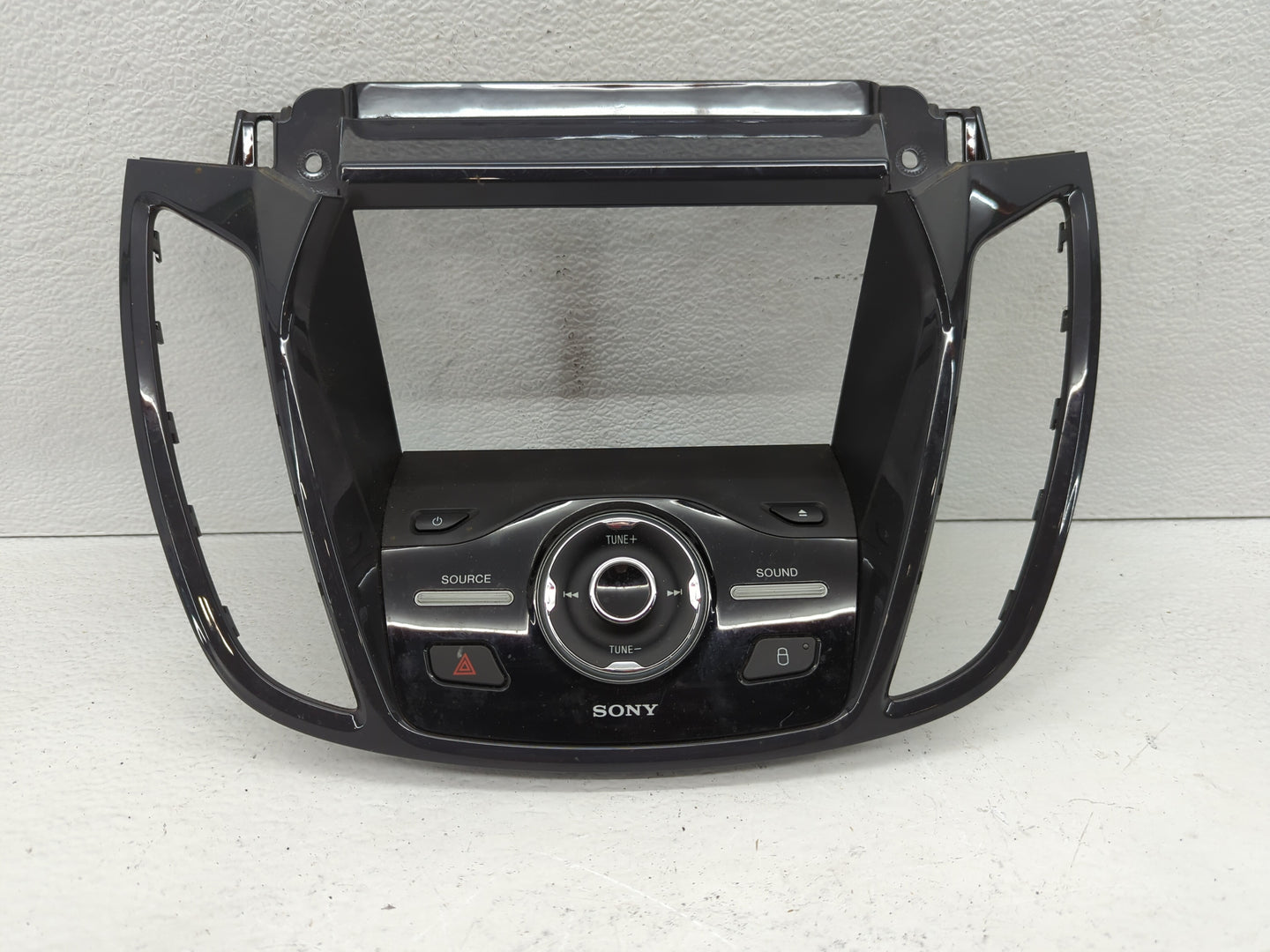 2013-2015 Ford Explorer Radio Control Panel - Oemusedautoparts1.com