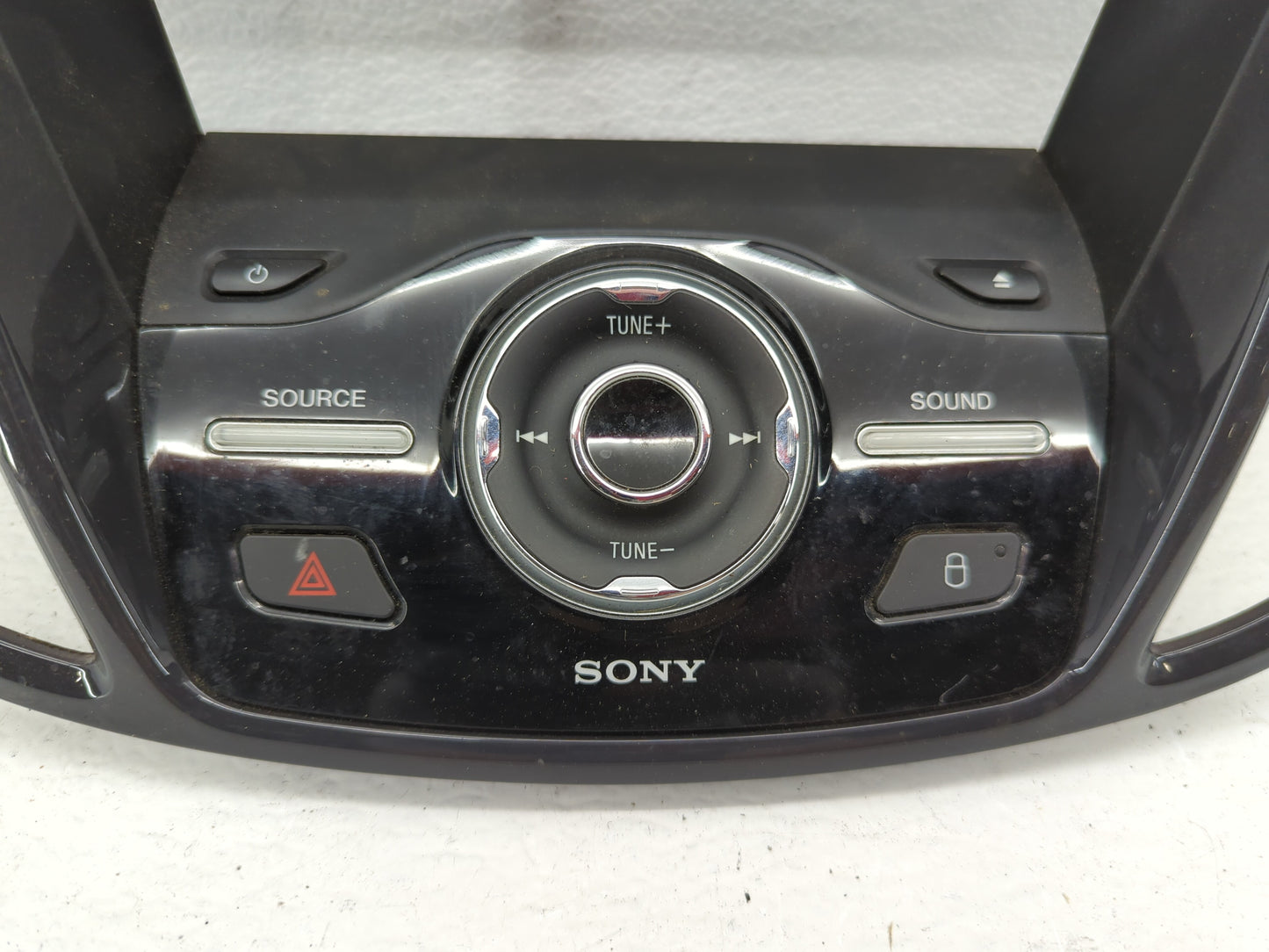 2013-2015 Ford Explorer Radio Control Panel - Oemusedautoparts1.com