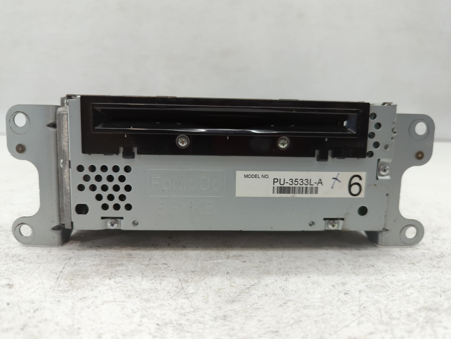 2013-2013 Ford Explorer Am Fm Cd Player Radio Receiver - Oemusedautoparts1.com