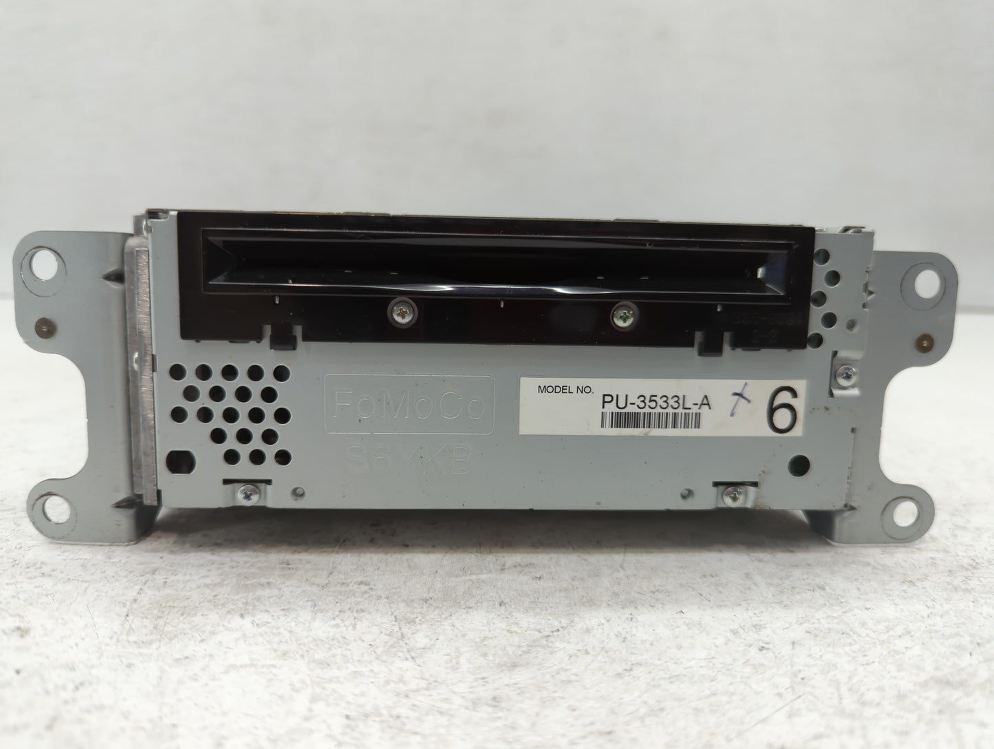 2013-2013 Ford Explorer Am Fm Cd Player Radio Receiver - Oemusedautoparts1.com