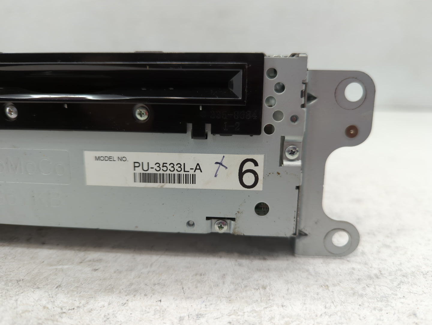 2013-2013 Ford Explorer Am Fm Cd Player Radio Receiver - Oemusedautoparts1.com