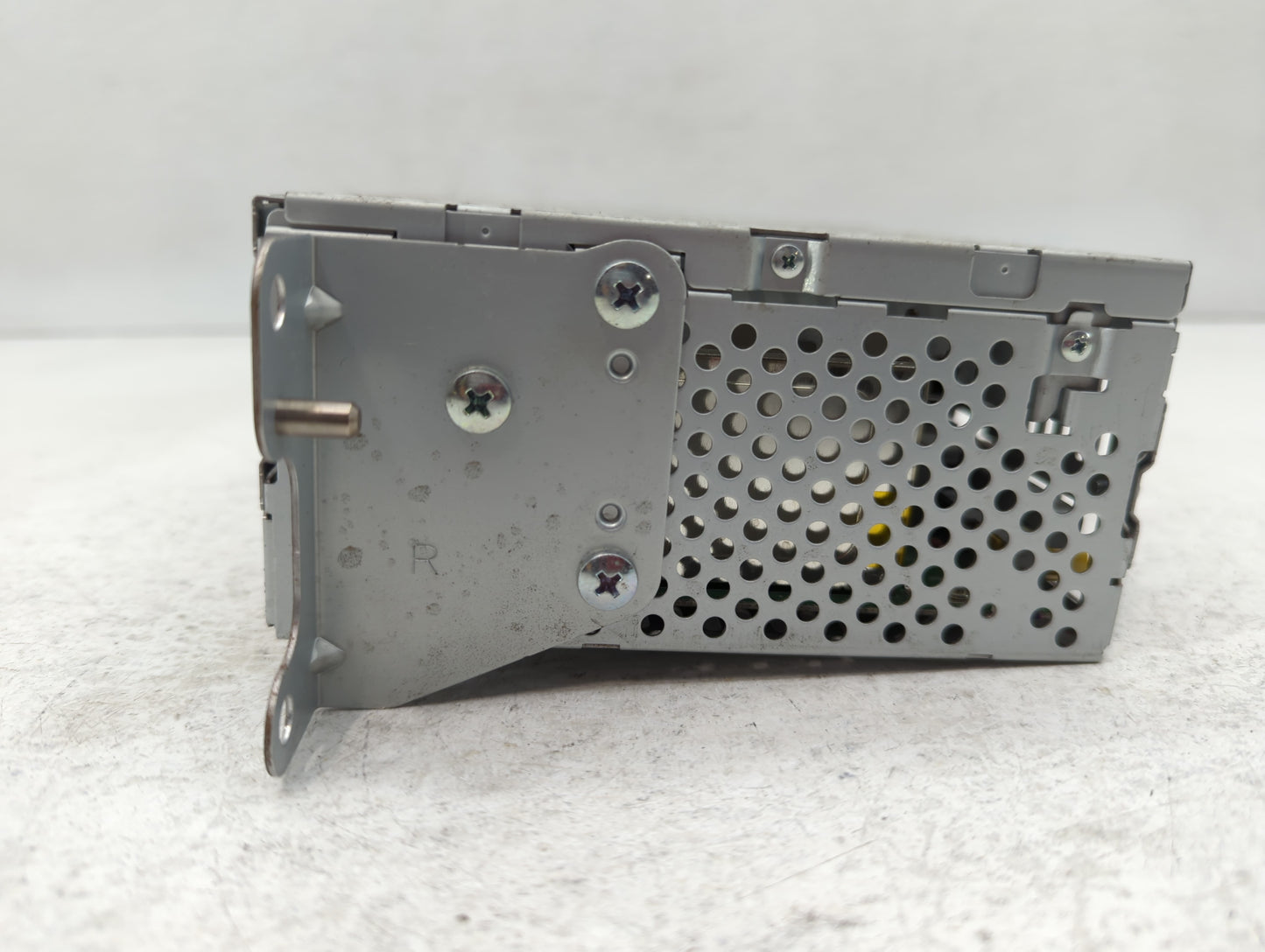2013-2013 Ford Explorer Am Fm Cd Player Radio Receiver - Oemusedautoparts1.com