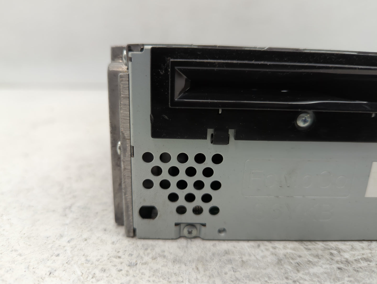 2013-2013 Ford Explorer Am Fm Cd Player Radio Receiver - Oemusedautoparts1.com