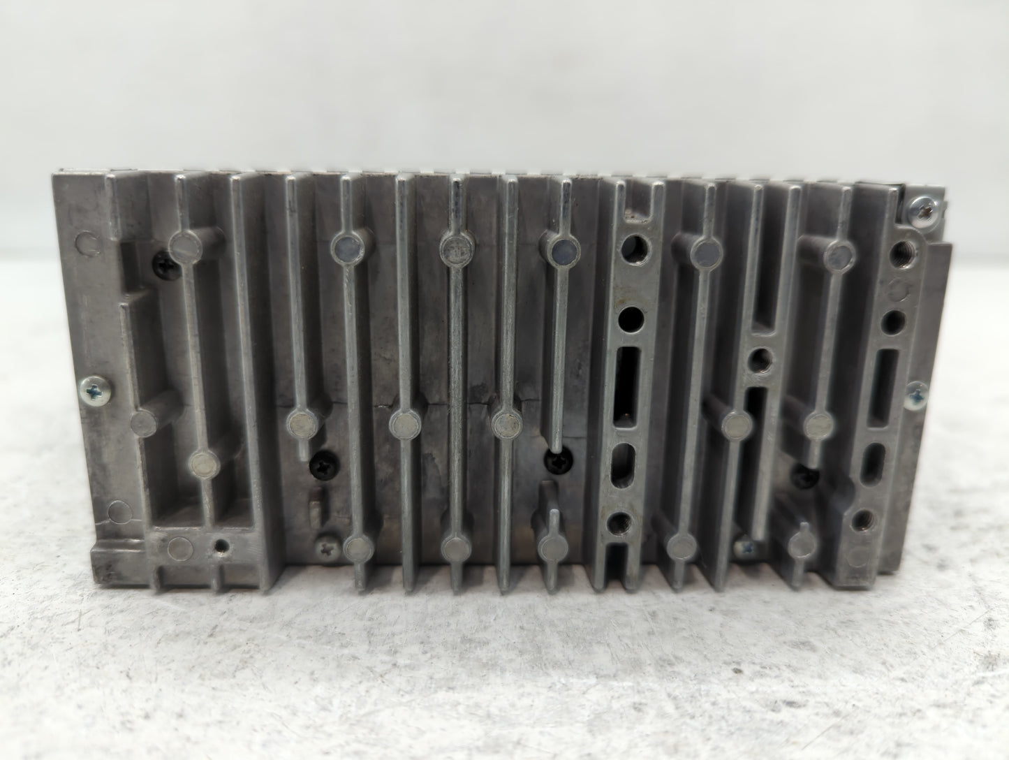 2013-2013 Ford Explorer Am Fm Cd Player Radio Receiver - Oemusedautoparts1.com