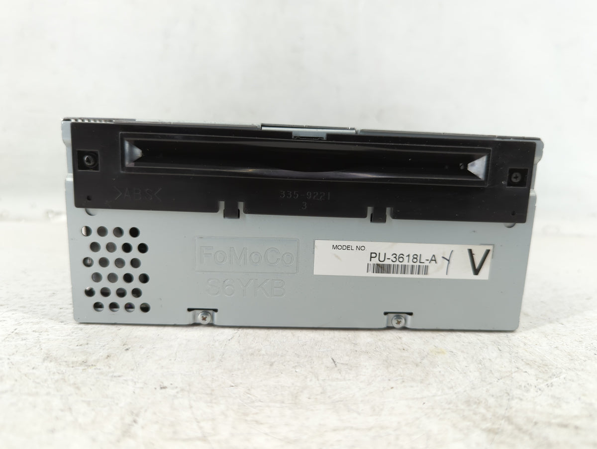 2013-2013 Ford Explorer Am Fm Cd Player Radio Receiver 597022 - Oemusedautoparts1.com
