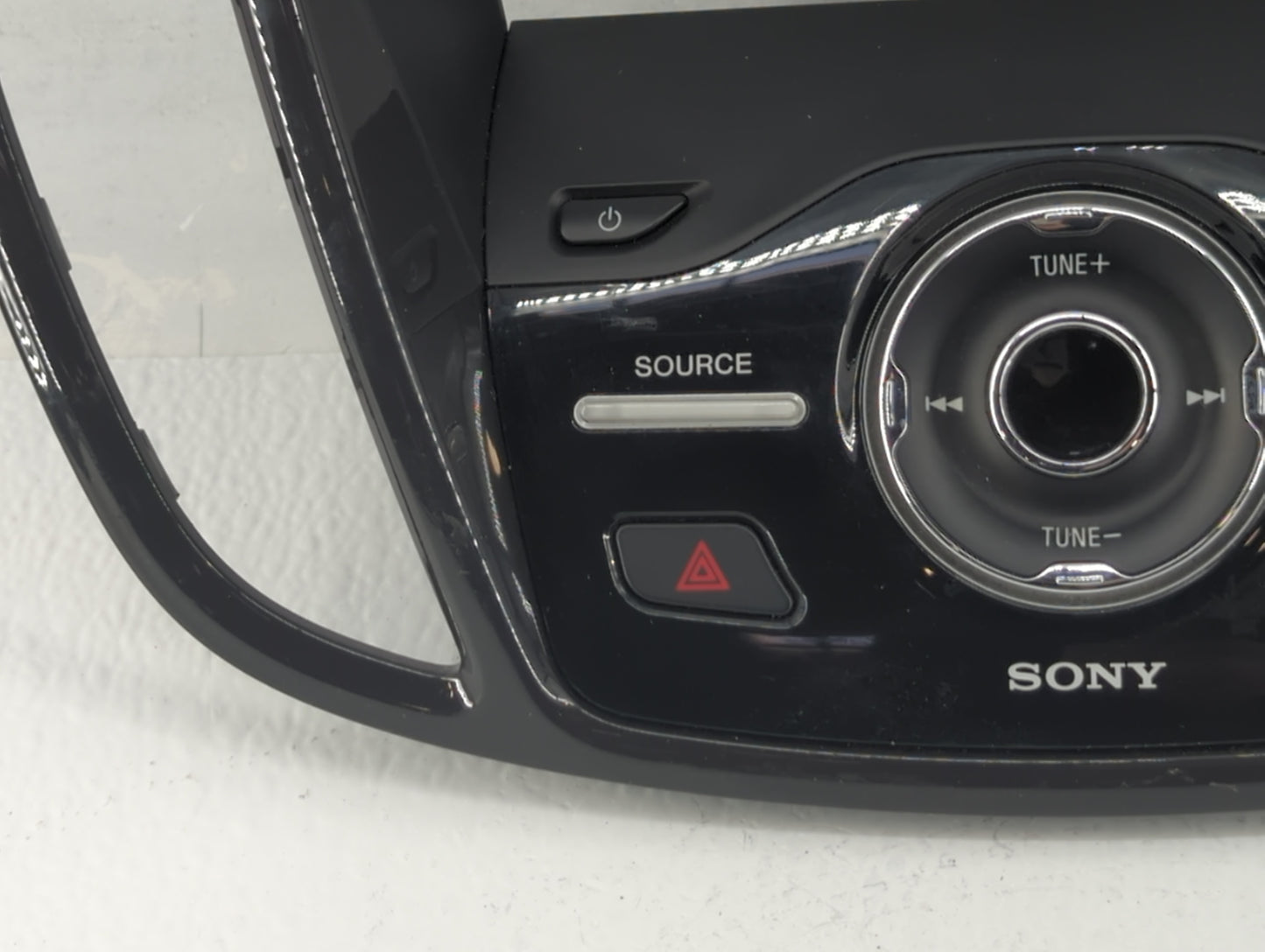 2013-2015 Ford Explorer Radio Control Panel - Oemusedautoparts1.com
