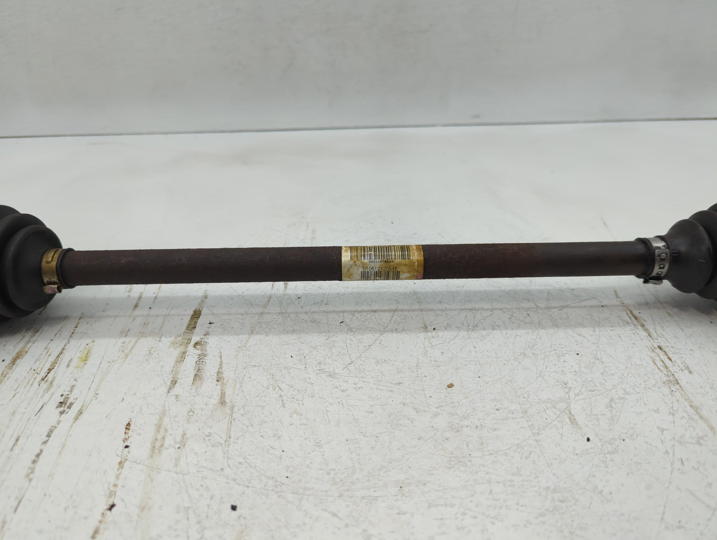 2011-2019 Ford Explorer Axle Shaft Front Driver Cv C/v - Oemusedautoparts1.com