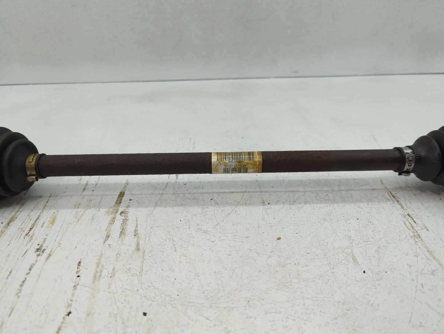 2011-2019 Ford Explorer Axle Shaft Front Driver Cv C/v - Oemusedautoparts1.com