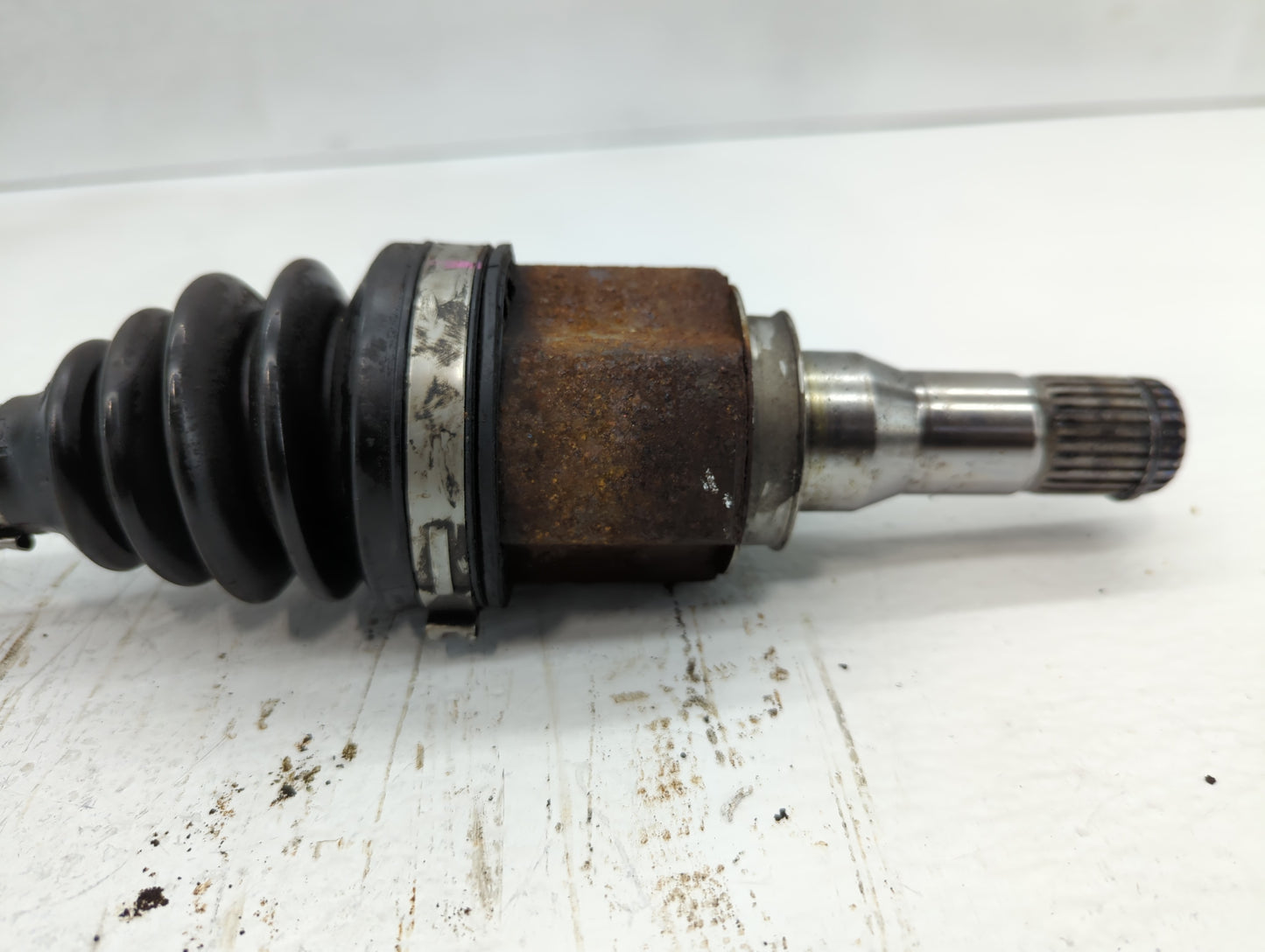 2011-2019 Ford Explorer Axle Shaft Front Driver Cv C/v - Oemusedautoparts1.com